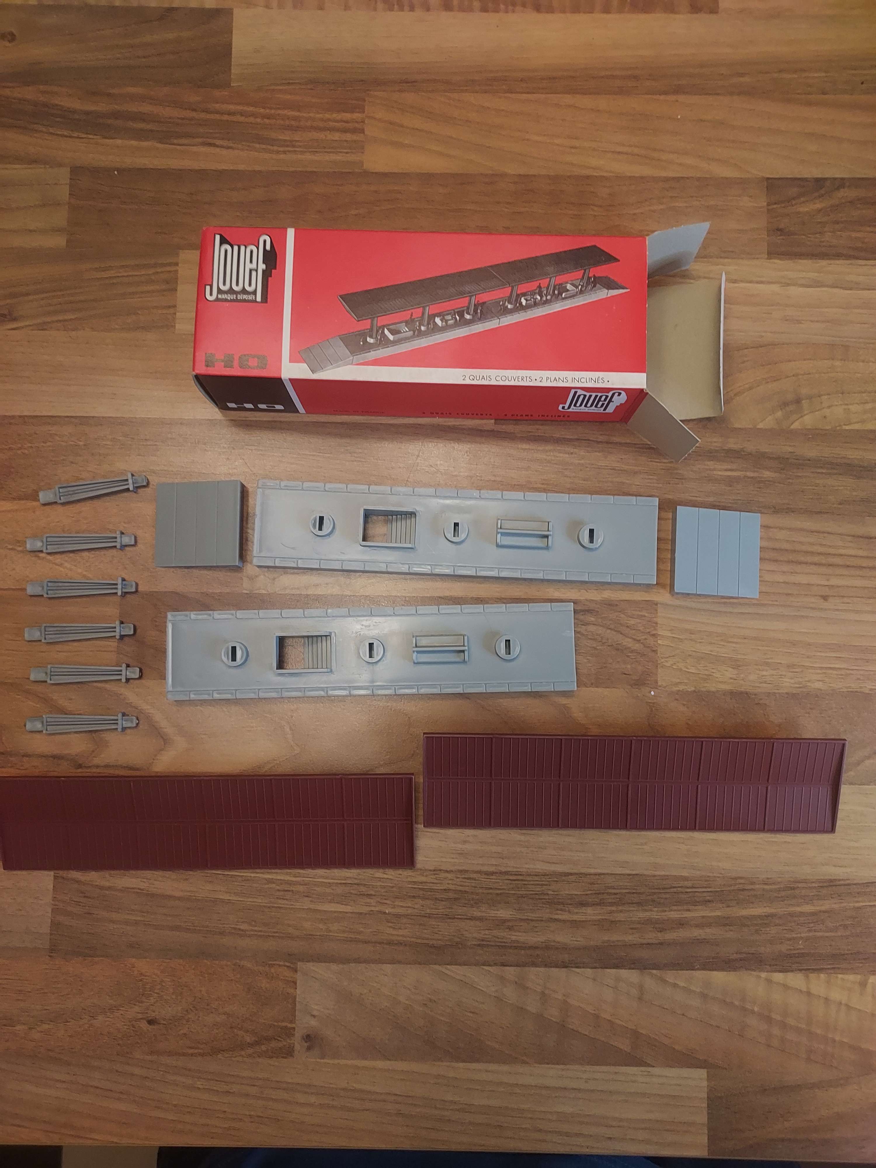 Jouef quai couverts de gare HO 