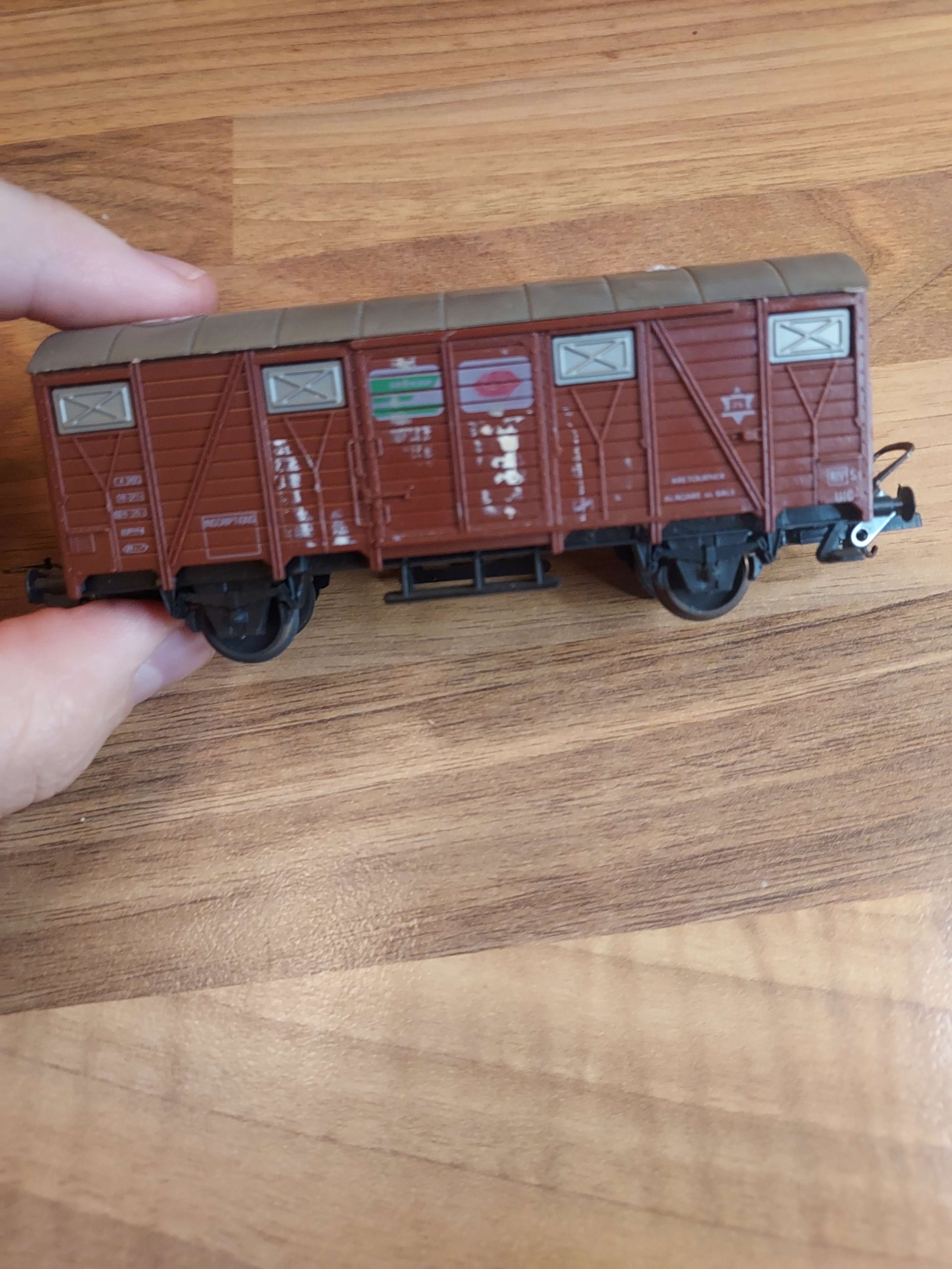 Lima wagon marchandise HO ref 26