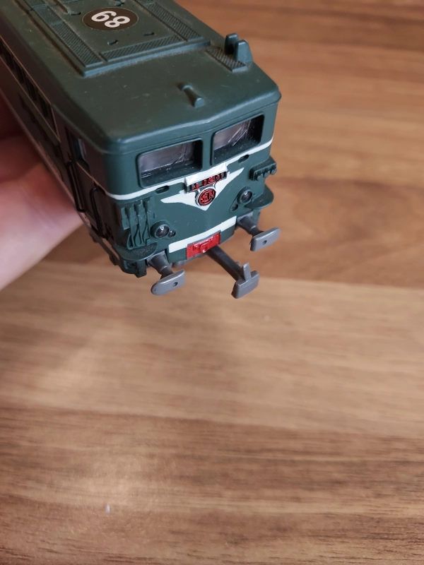 JOUEF Locomotive Diesel BB 26056 SNCF HO 1/87 - HJ2444 JOUEF Locomotive Diesel BB 26056 SNCF HO 1/87 - HJ2444