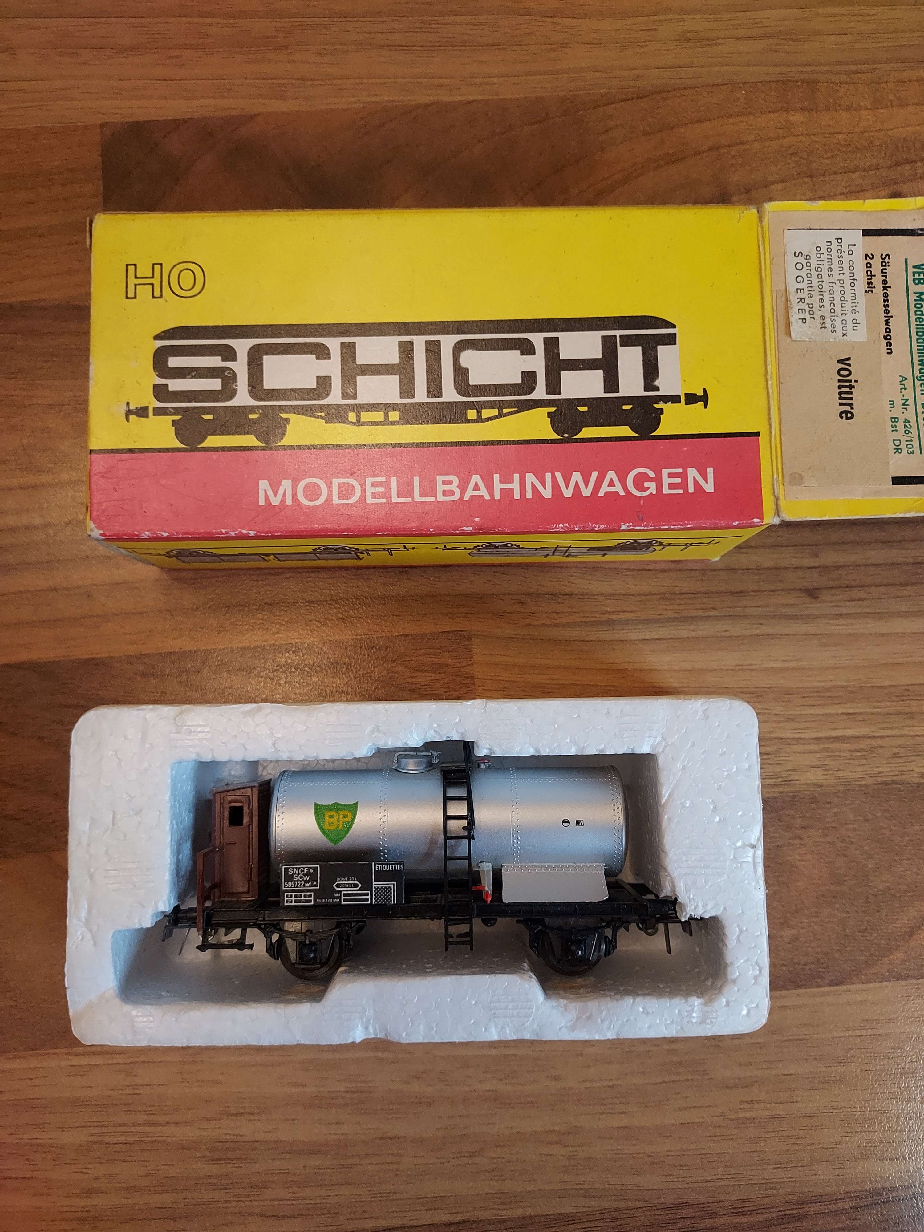 Piko wagon citerne avec cabinet HO 1/87 