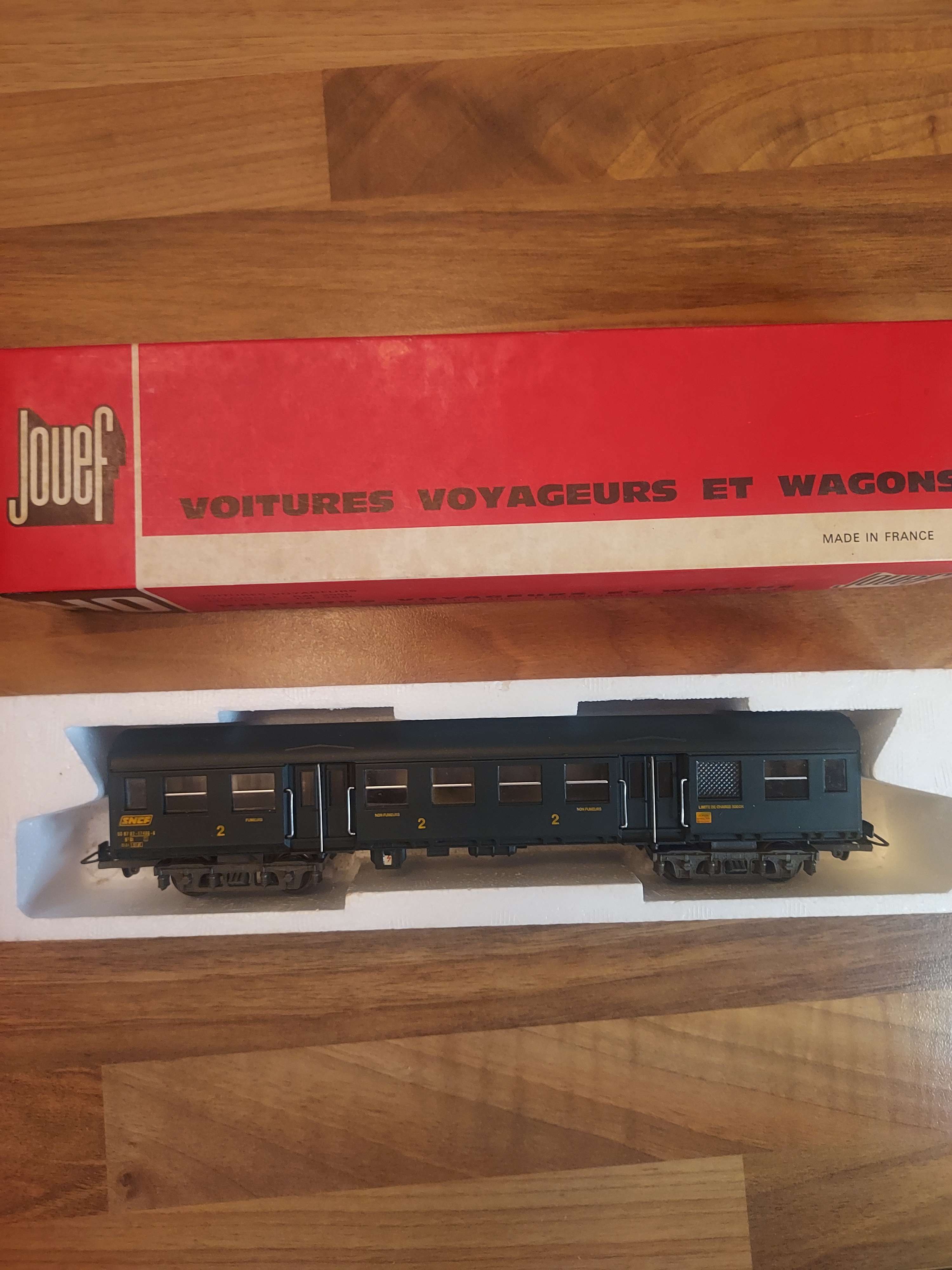 Jouef   voiture voyageurs 2 &egrave;me classe ROMILLY 5102 Ho comme neuf 