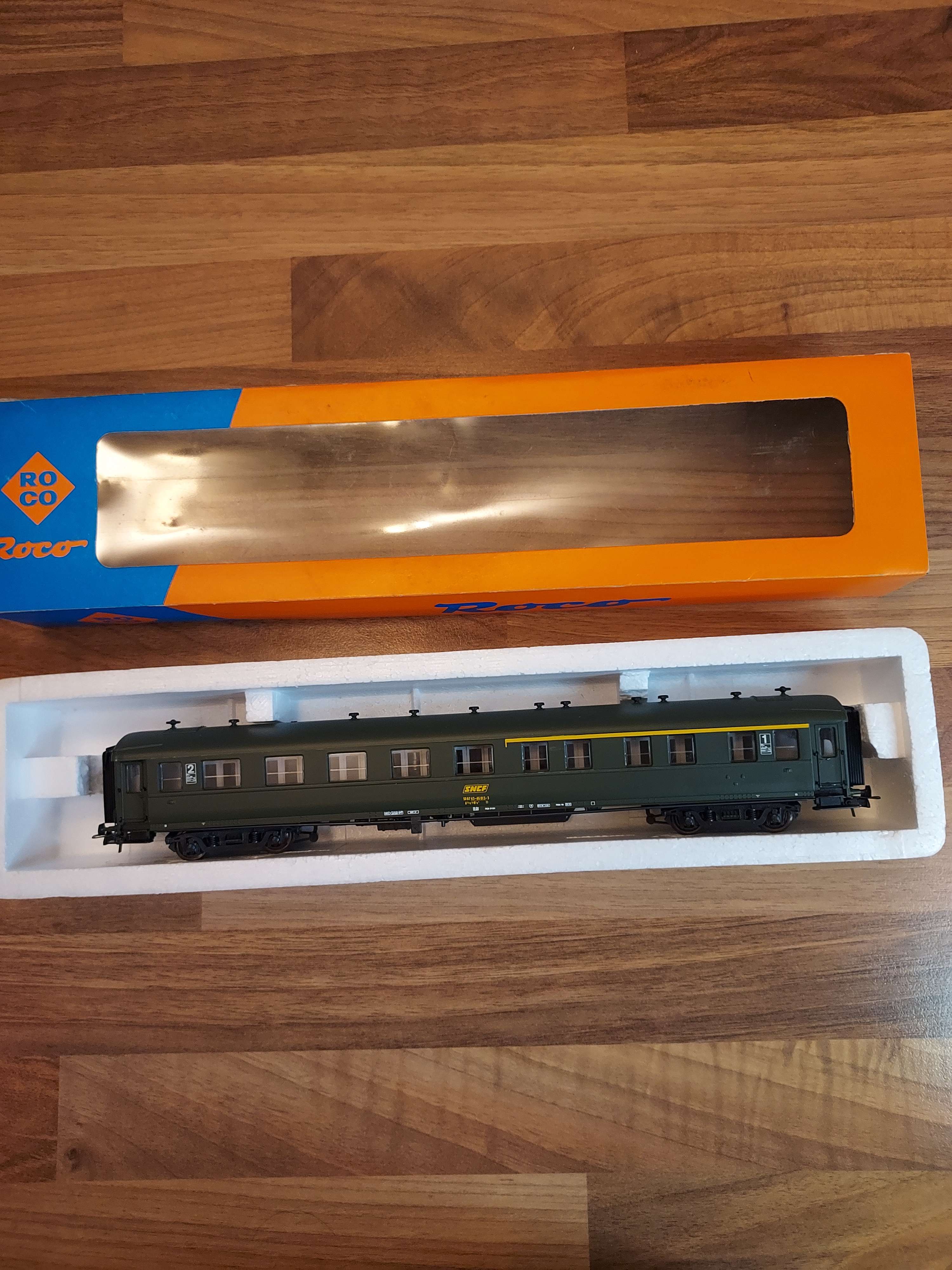 Roco 44214B SNCF voiture voyageurs 1/2cl HO