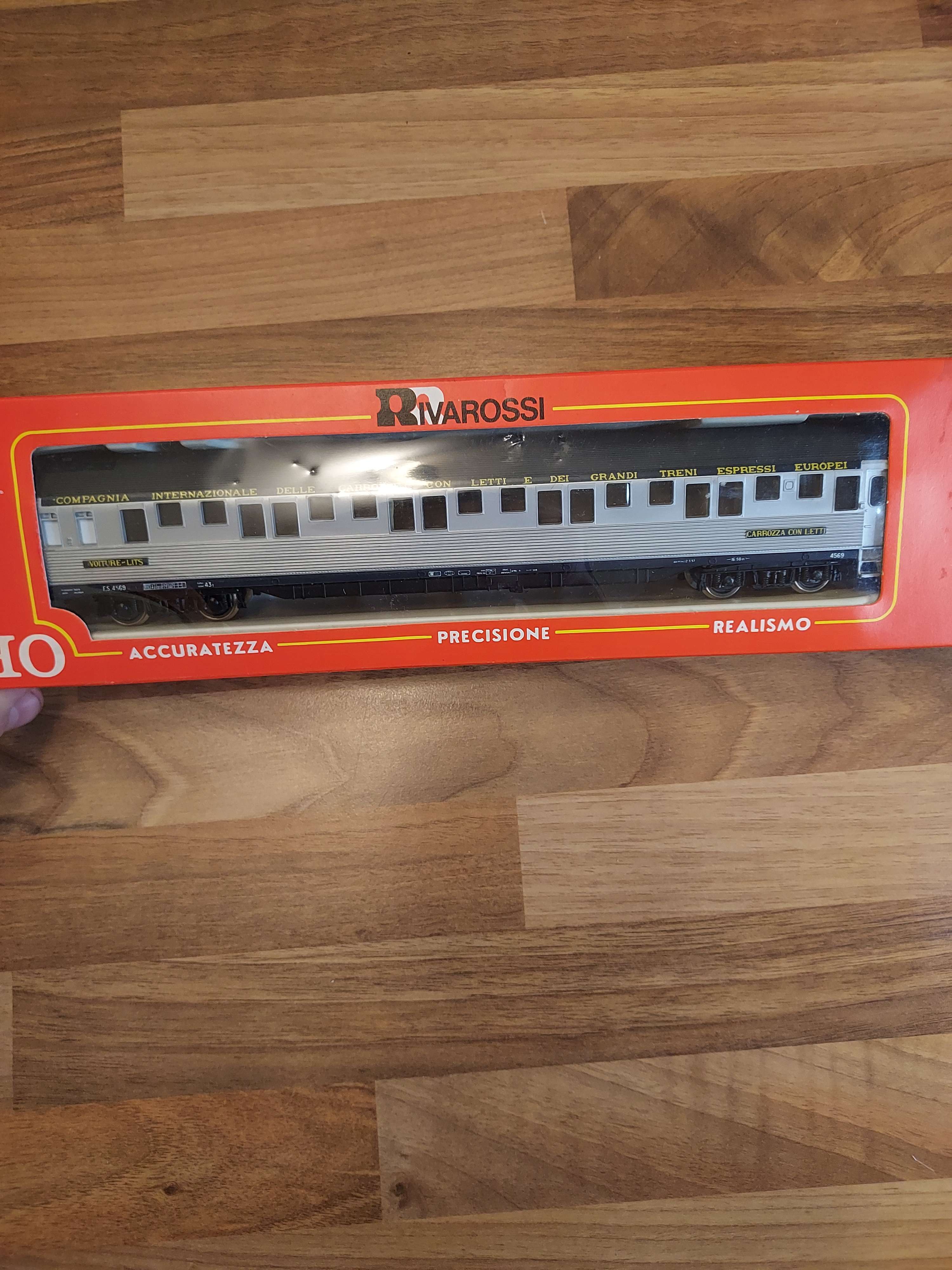 Rivarossi 2513 voiture lits 4569 HO avec boite 