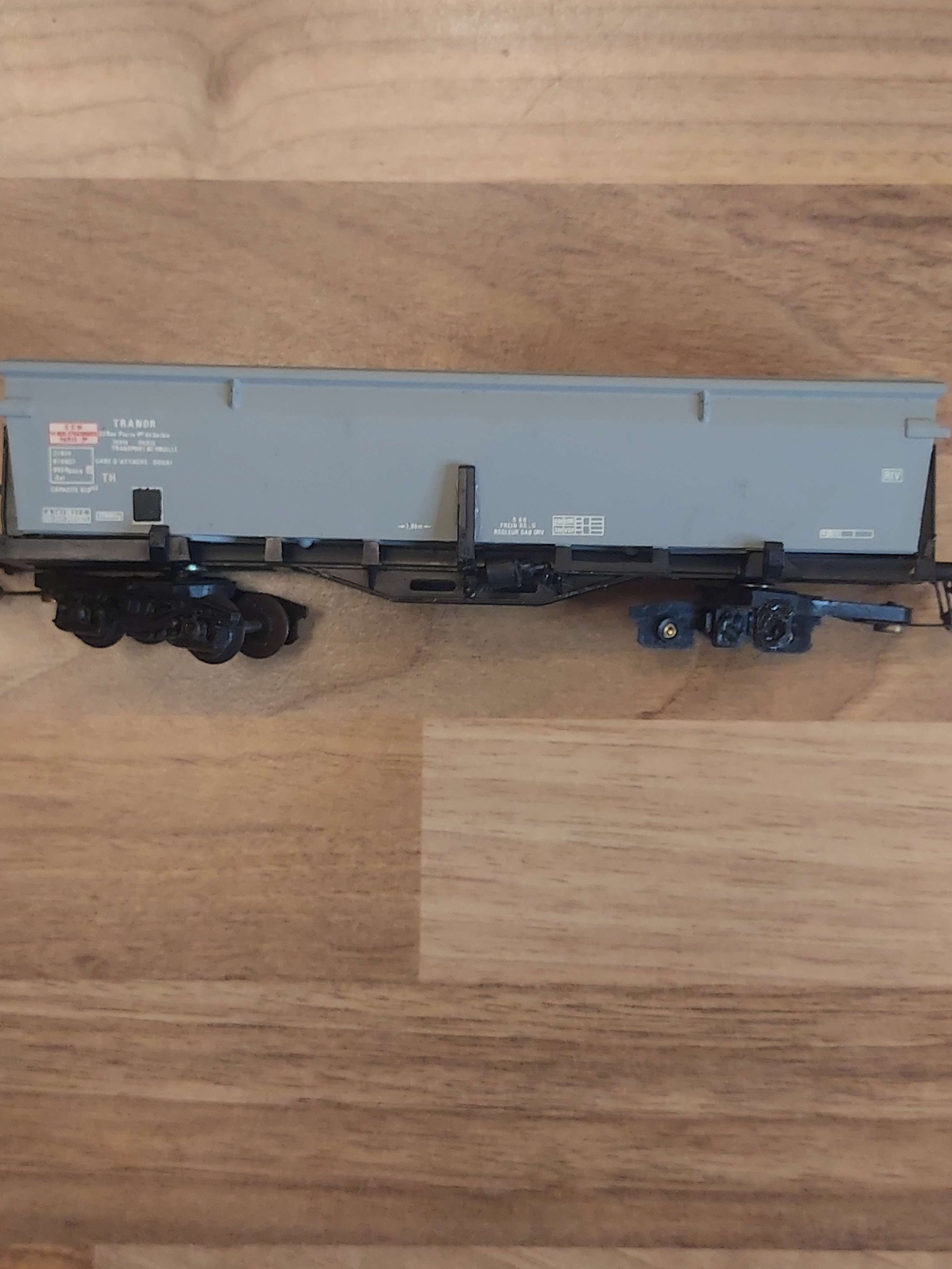 Wagon tombereau pour pi&egrave;ces SNCF France-Trains ref 97 HO  