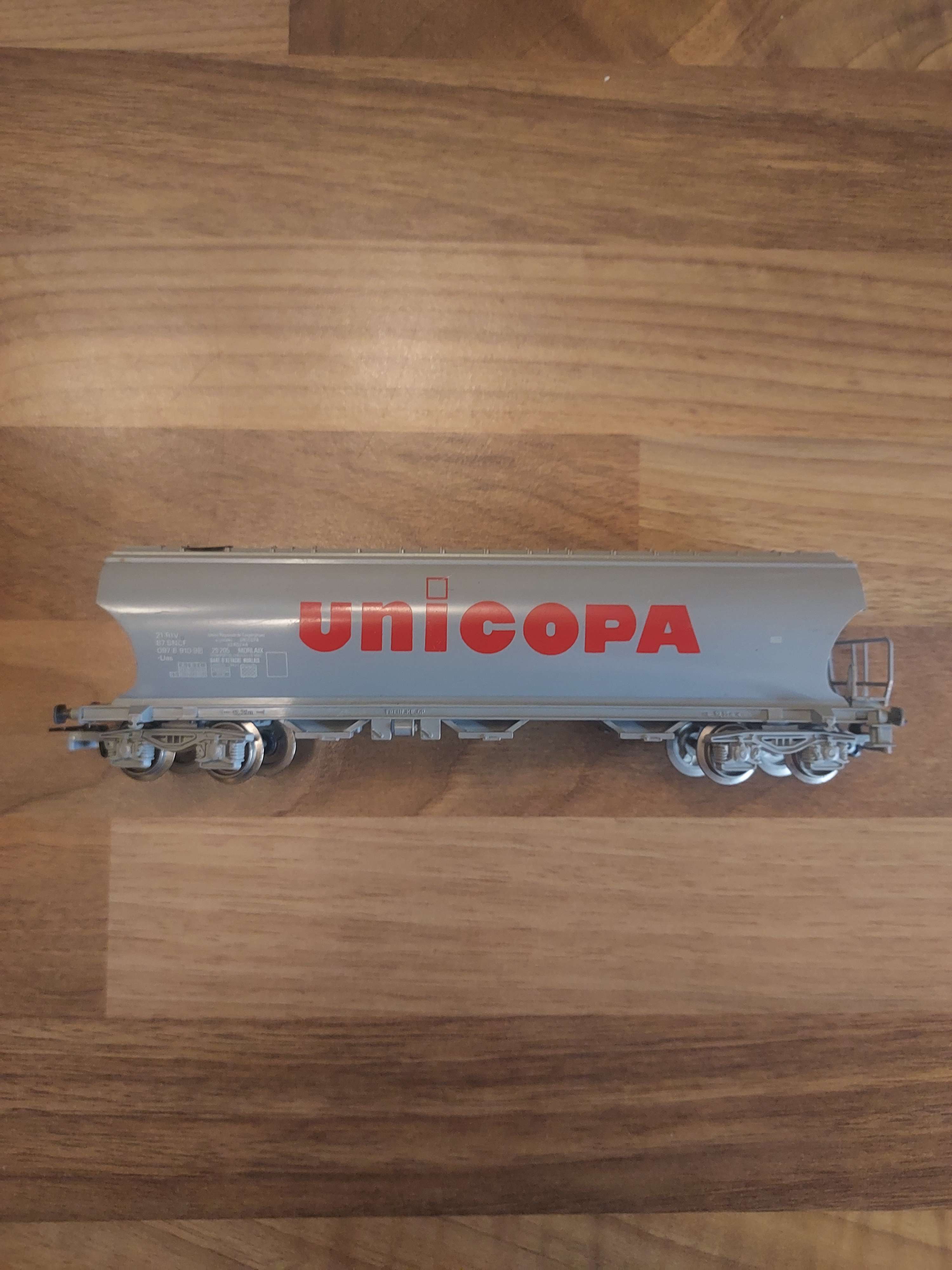 Jouef wagon c&eacute;r&eacute;ales unicopa HO comme neuf  ref 17