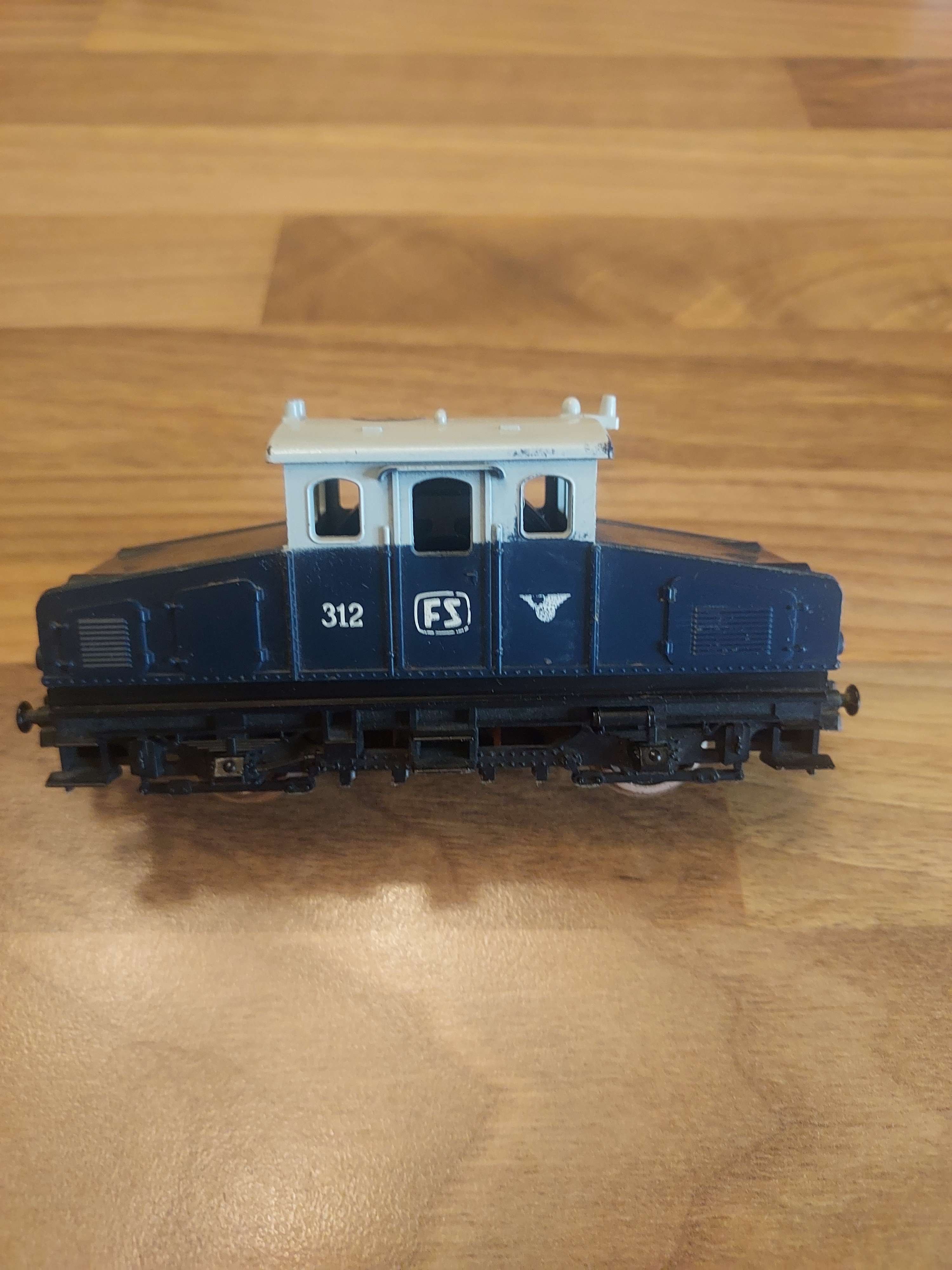 Jouef lima locomotive 312 fonctionne bien HO ref 23