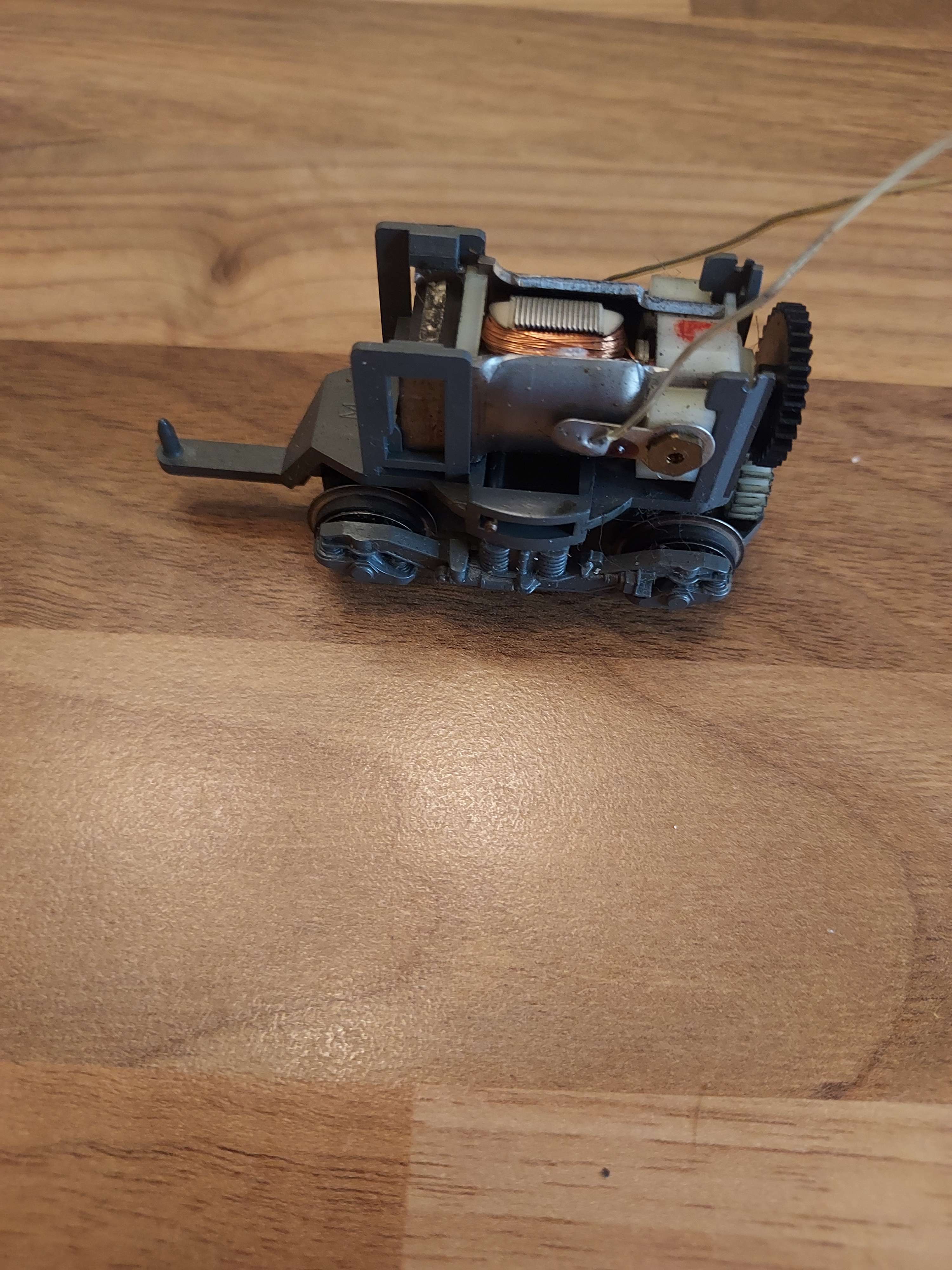 Jouef bogie avec moteur de tgv sud est  fonctionne HO 