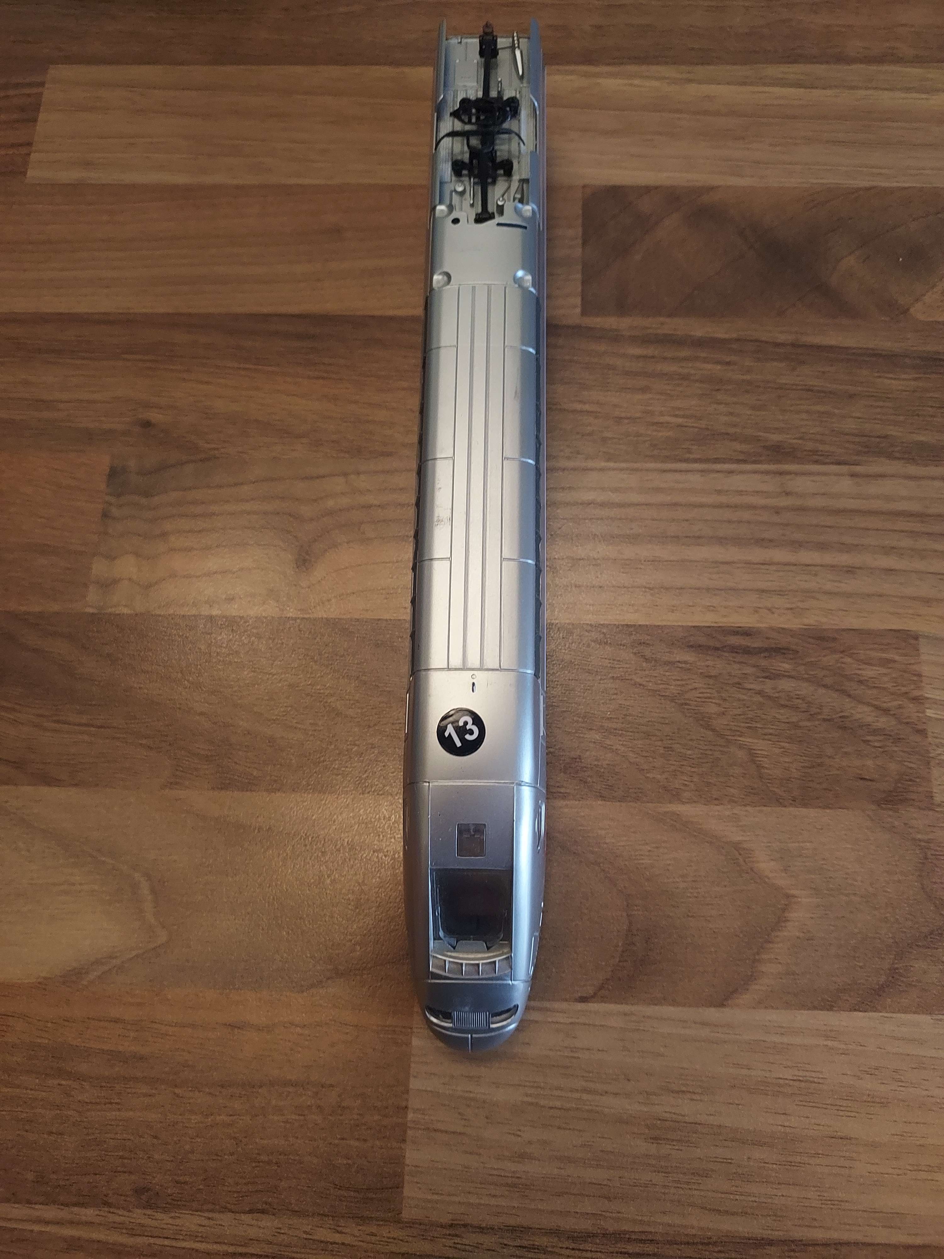 Coque caisse carrosserie de tvg atlantique de marque MEHANO pas de casse ref 13