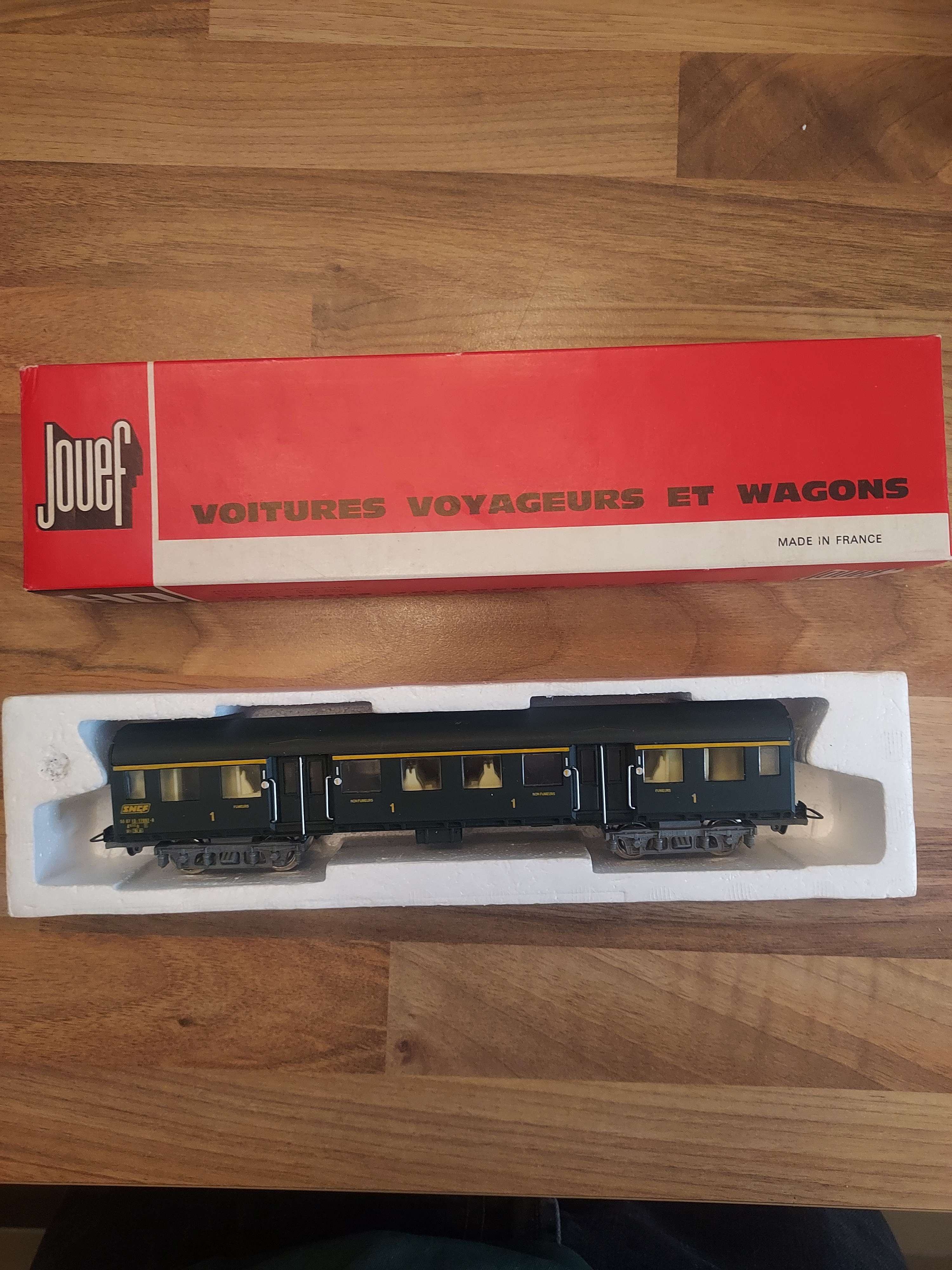 Jouef 5101 Ho Sncf Voiture Modernis&eacute;e Romilly 1&egrave;re Classe avec Boite  tbe