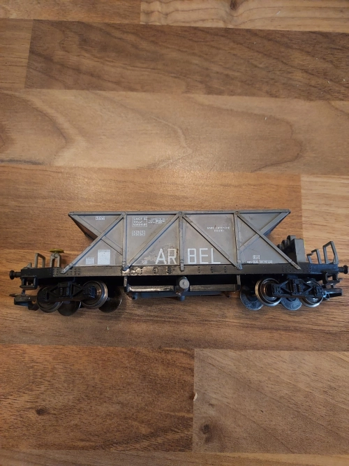 JOUEF WAGON DEMI bâché + chargement de rouleaux 6753 NEUF (n°4) EUR 35 JOUEF WAGON DEMI bâché + chargement de rouleaux 6753 NEUF (n°4) EUR 35