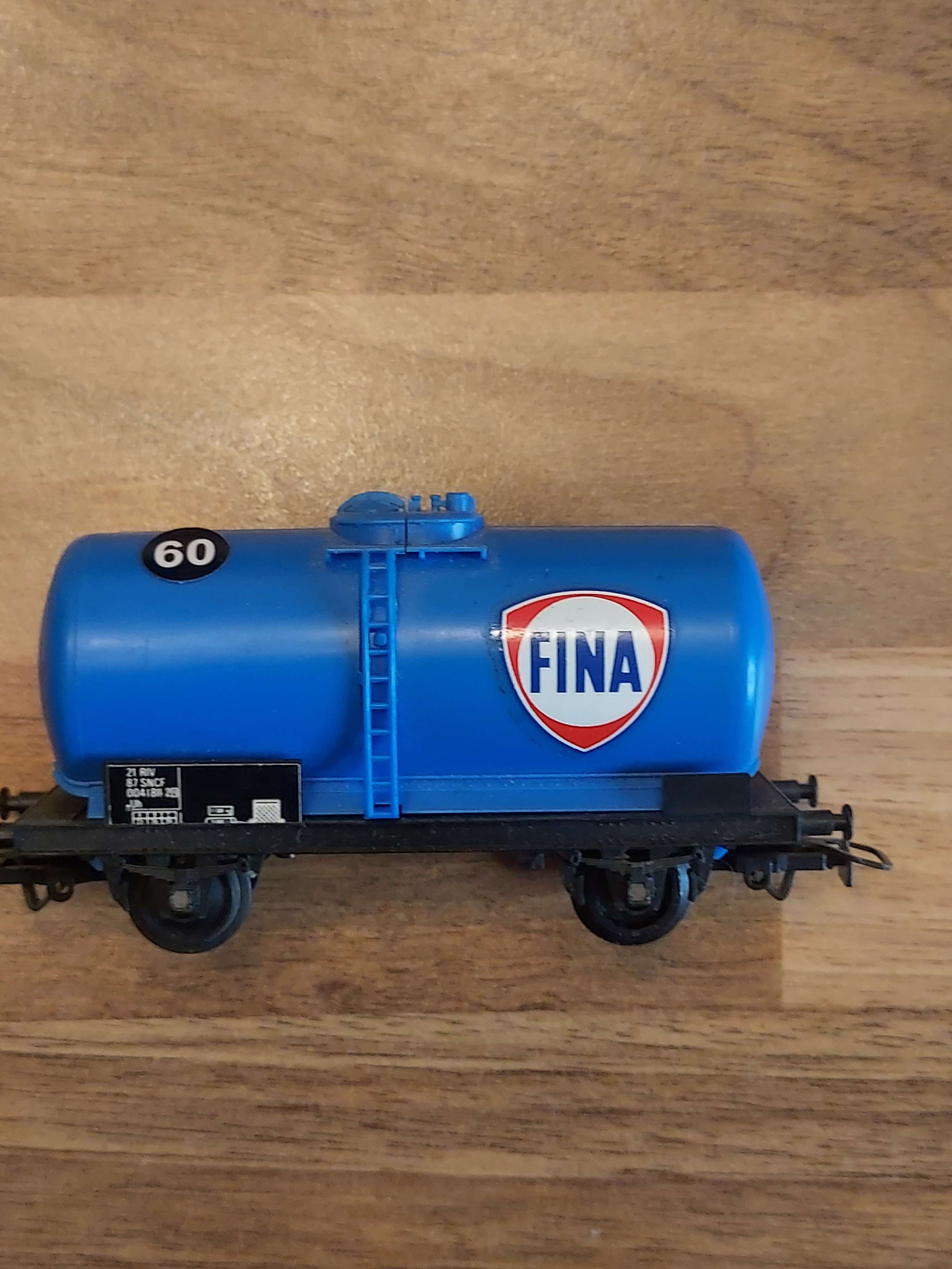 Lima jouef wagon citerne fina HO ref 60
