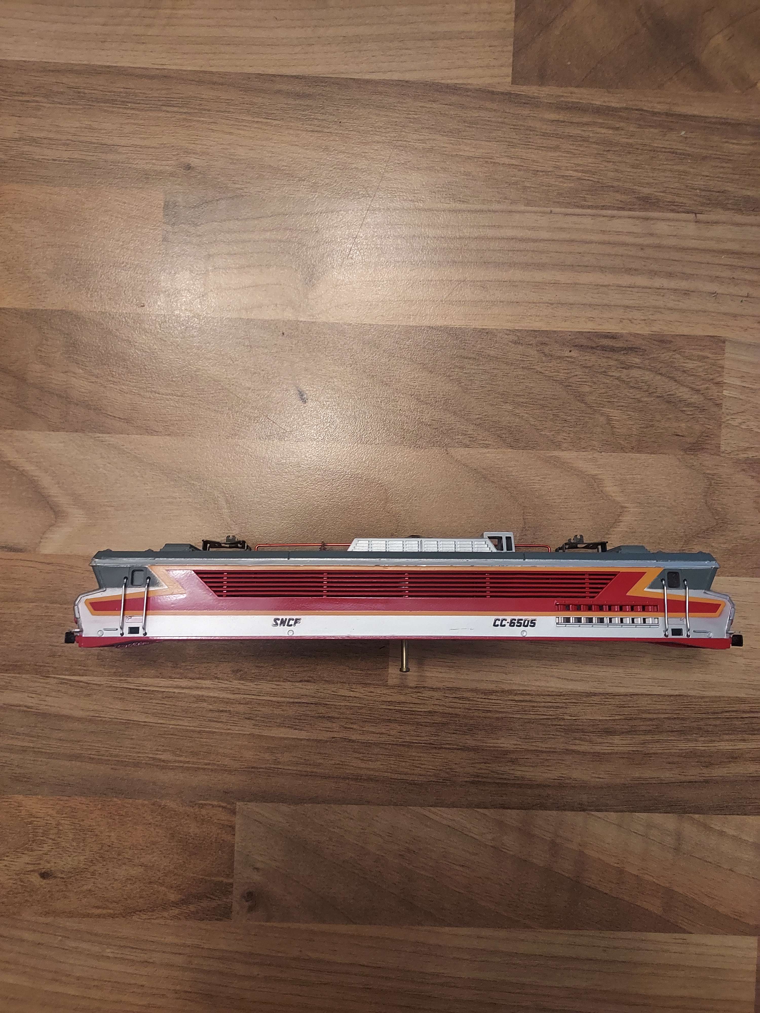 Jouef caisse carrosserie de locomotive cc 6505 avec tampons ref 59