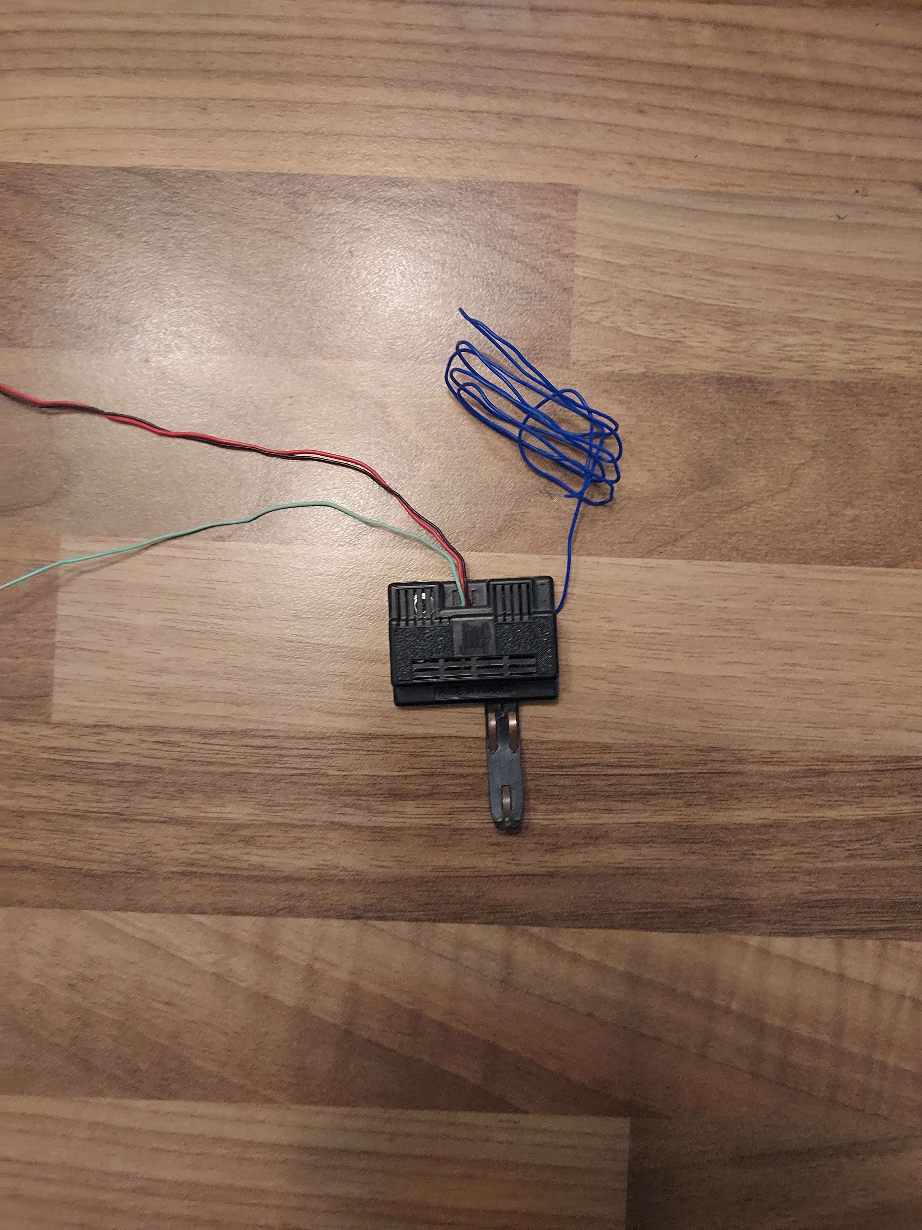 JOUEF HO RELAIS MONOBLOC SYSTEME 9360 TRAIN ELECTRIQUE 