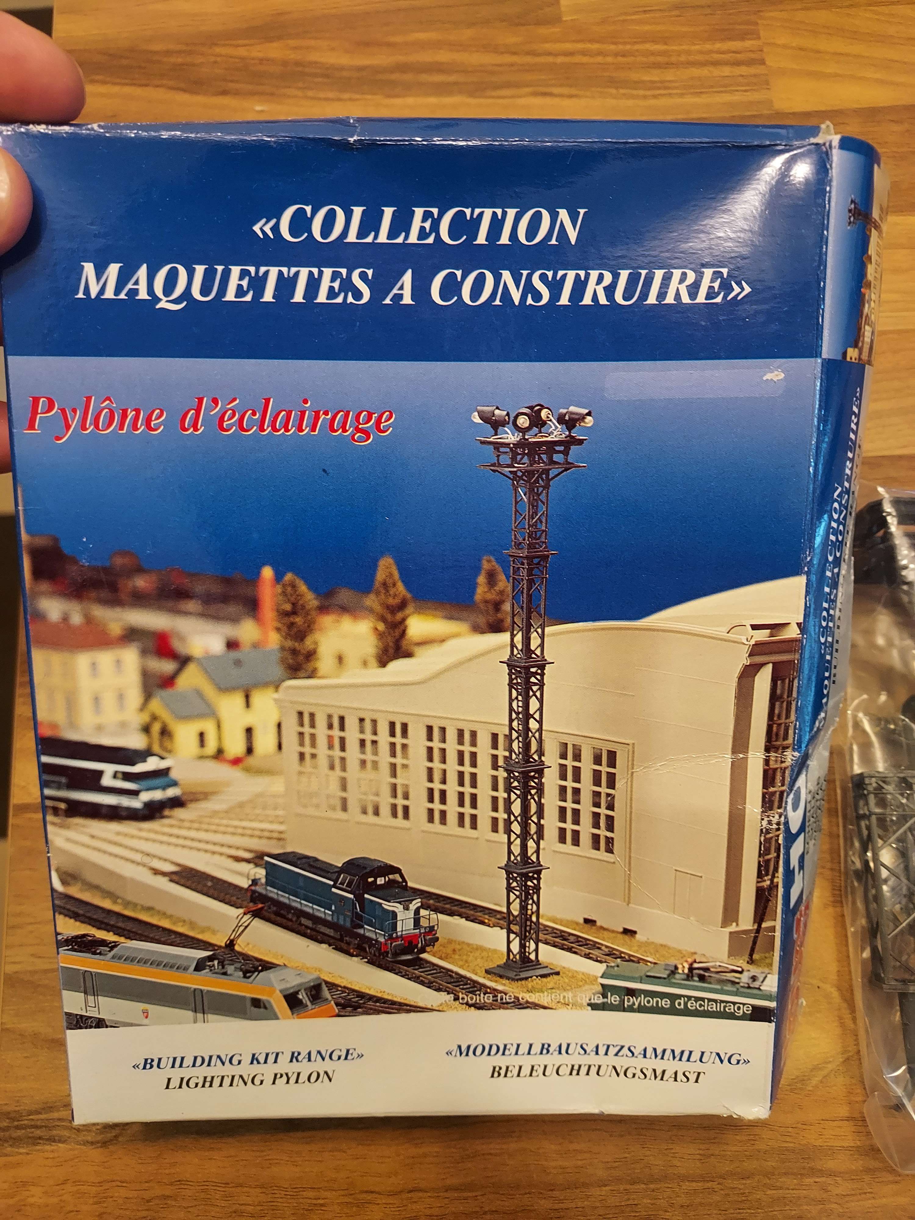 Jouef maquette &agrave; construire pyl&ocirc;ne d'&eacute;clairage HO neuf  ref 1036
