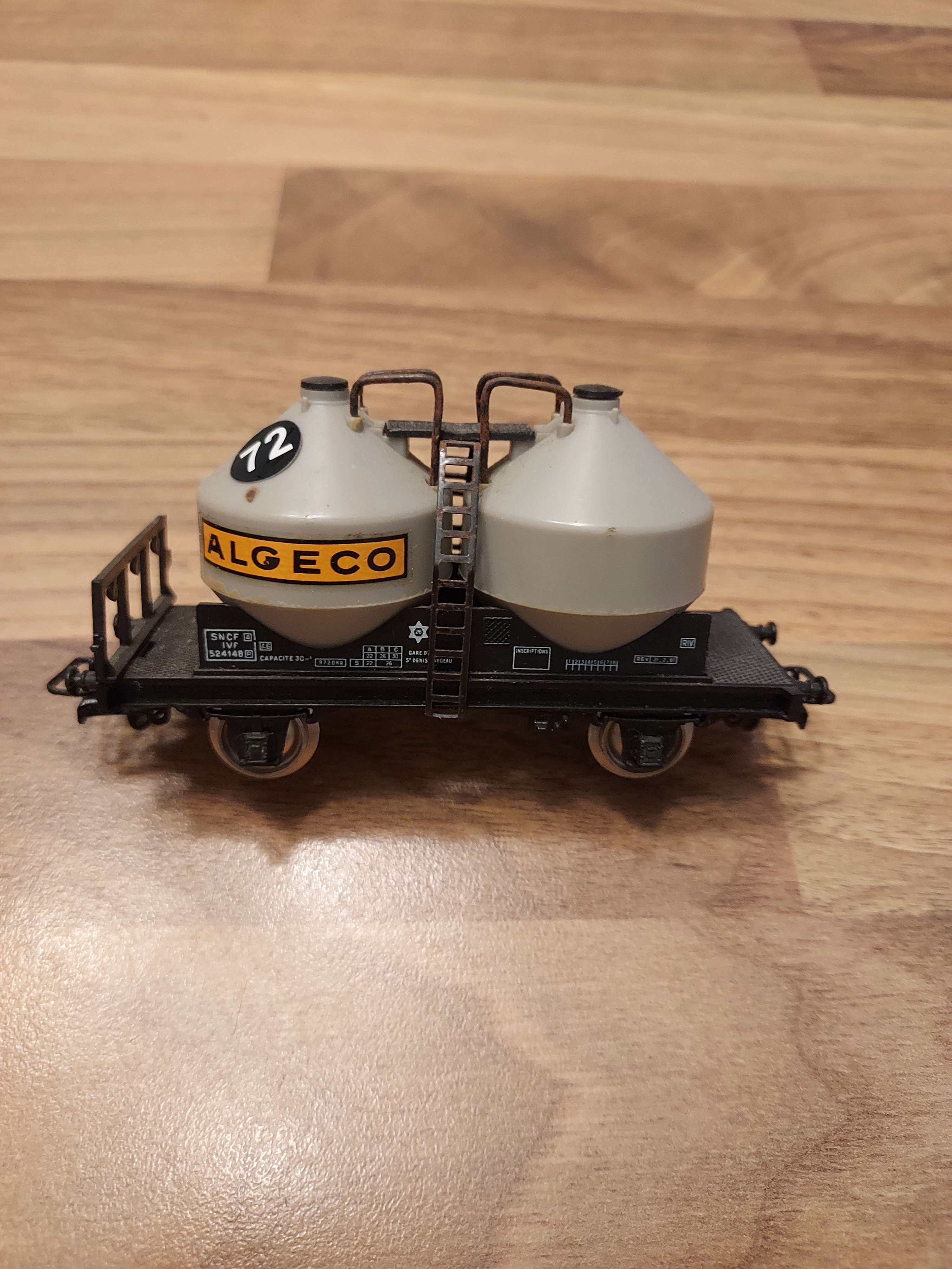 Jouef wagon citerne algeco ref 72 bon &eacute;tat 