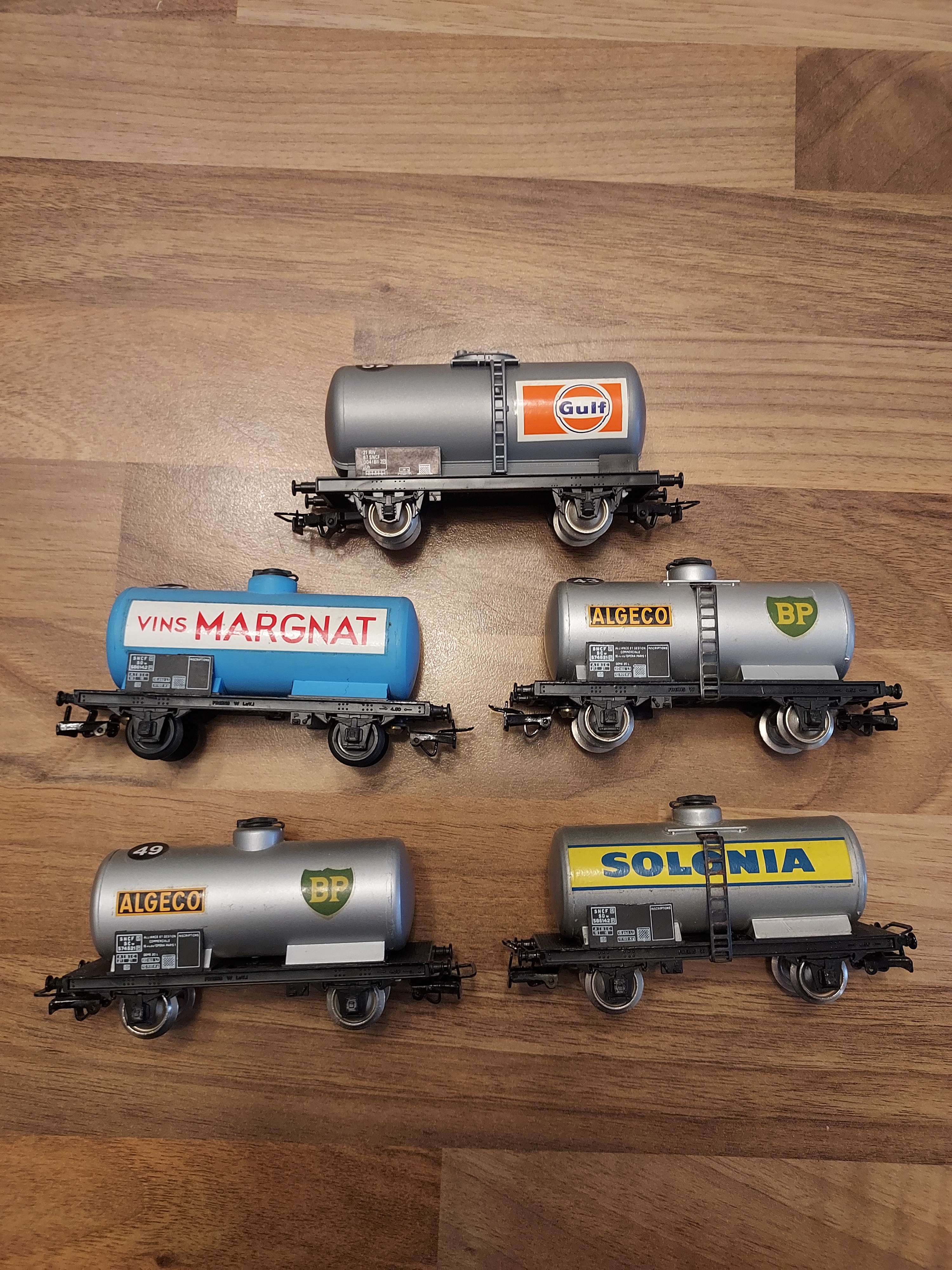 Jouef lot de 5 wagons citerne HO bon &eacute;tat 