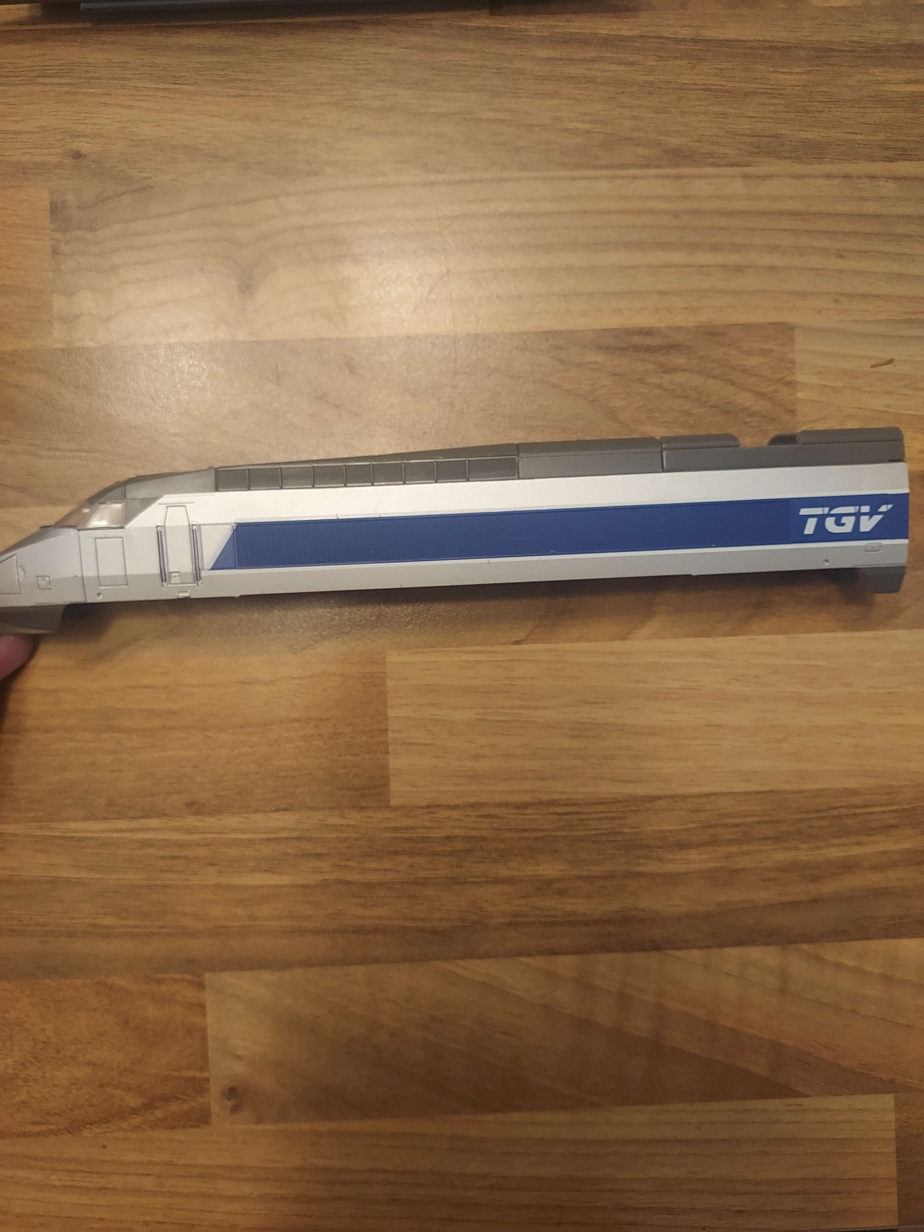 Jouef caisse carrosserie coque de tgv Atlantique HO ref 2 bon &eacute;tat 