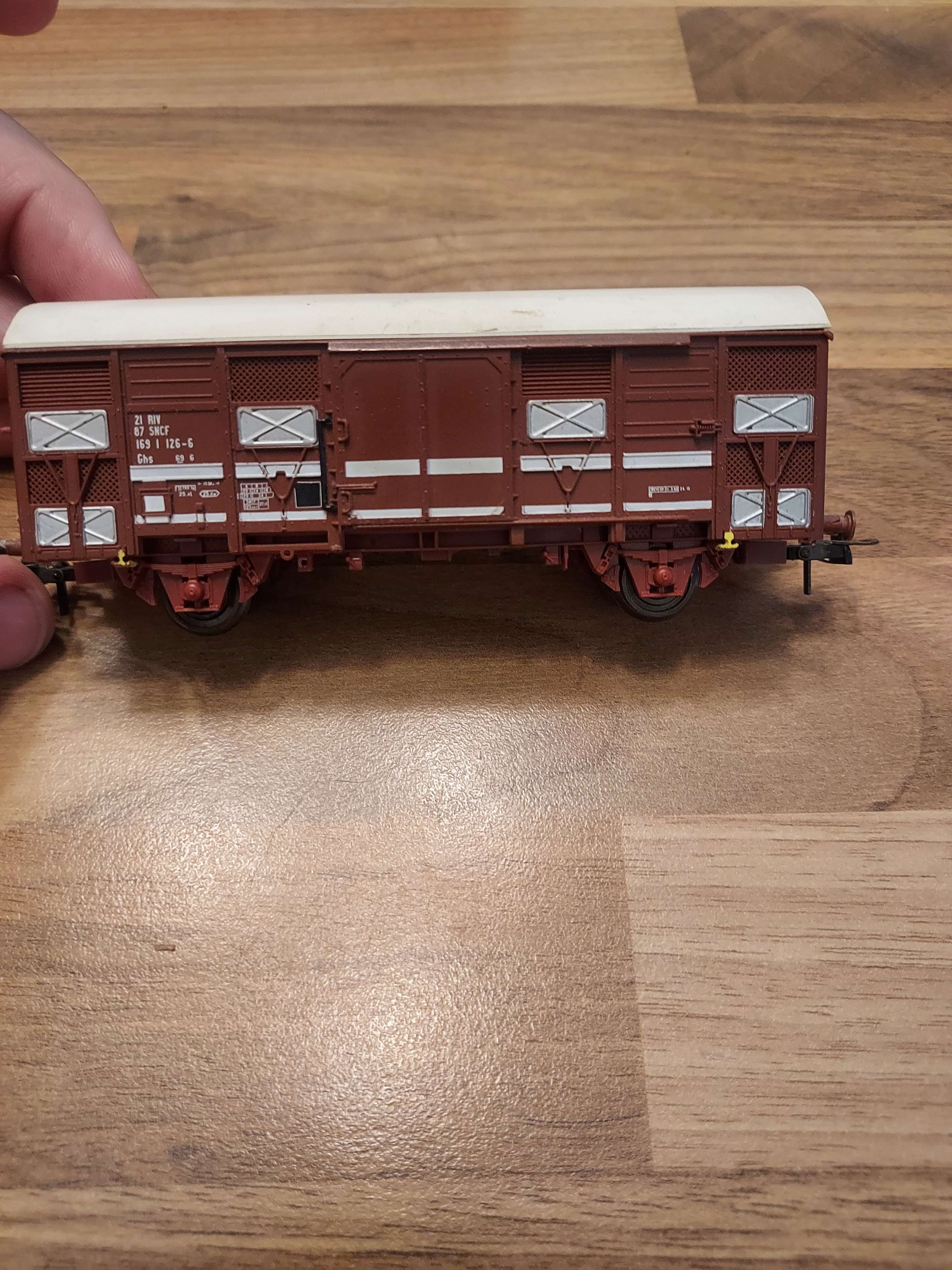 Roco wagon couvert HO 1/87 