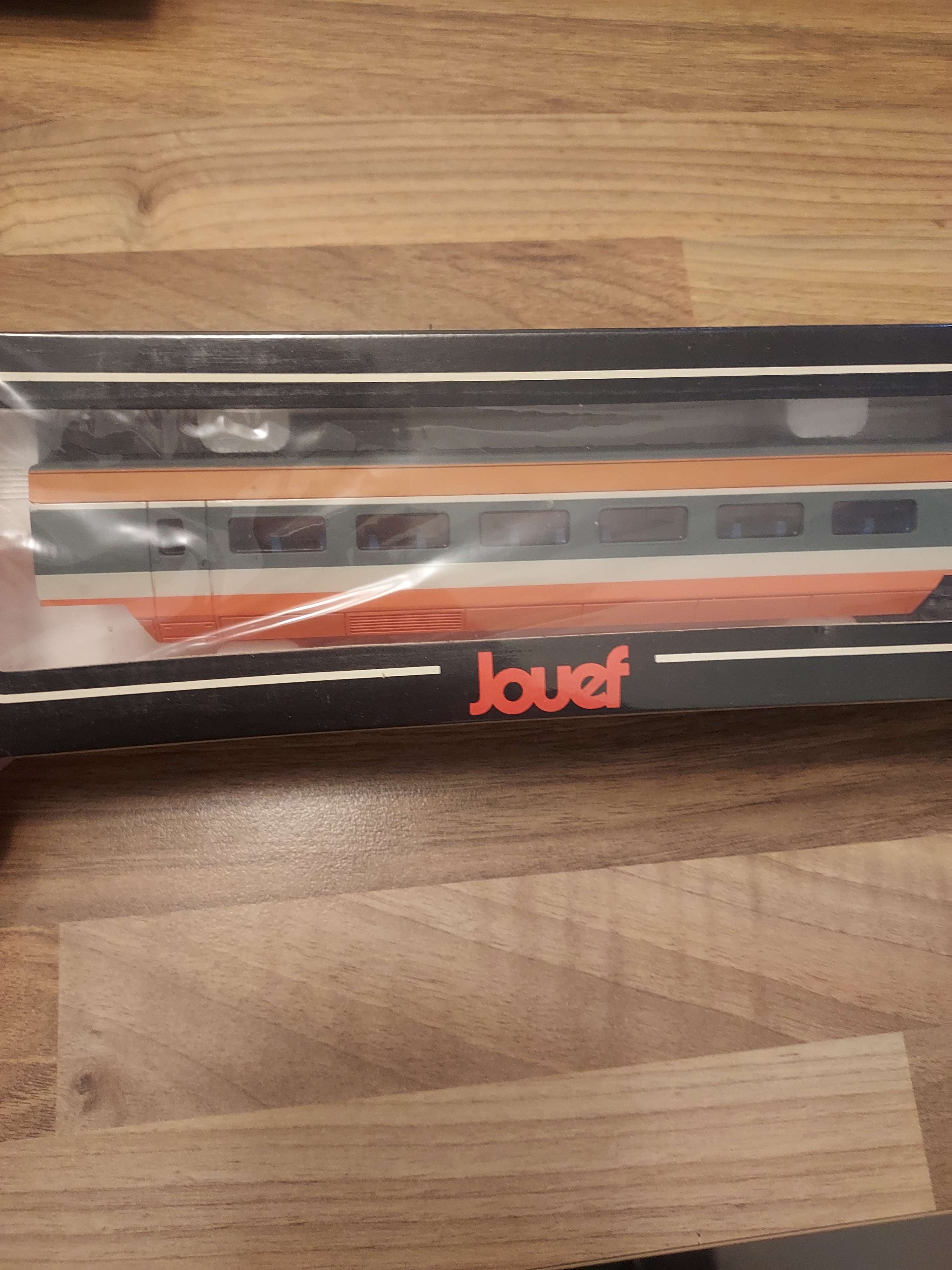 Jouef  5473 voiture tgv interm&eacute;diaire TGV sud et avec boite neuf HO 