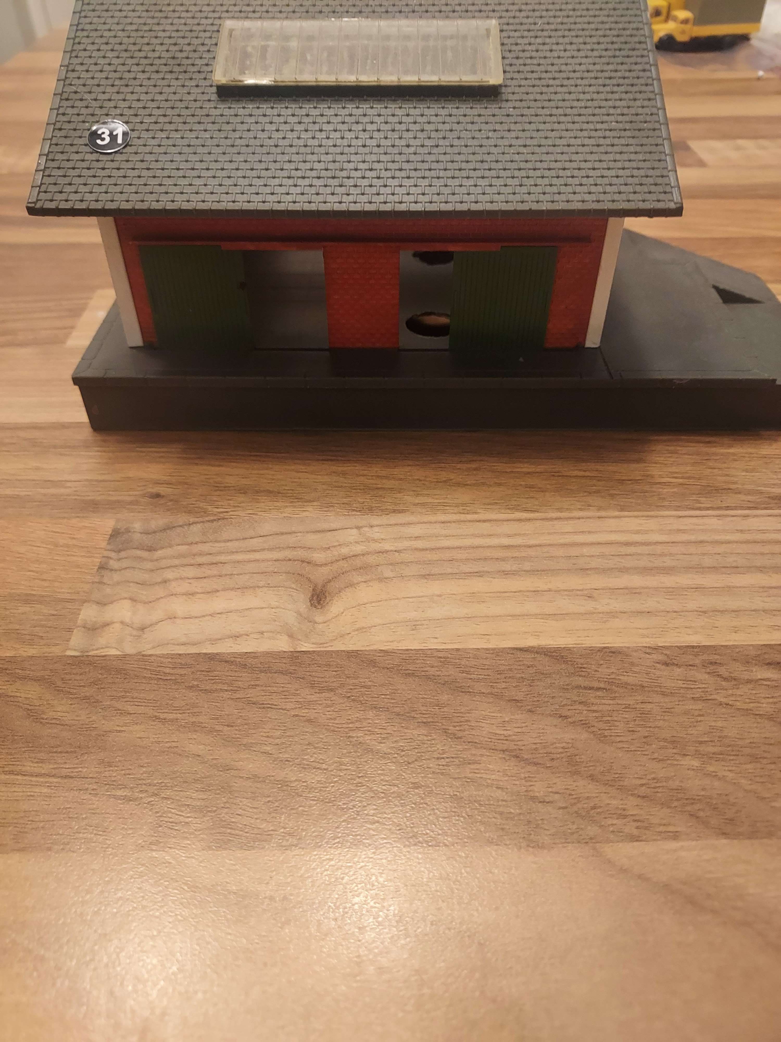 Jouef maquette HO halle &agrave; marchandises ref  31