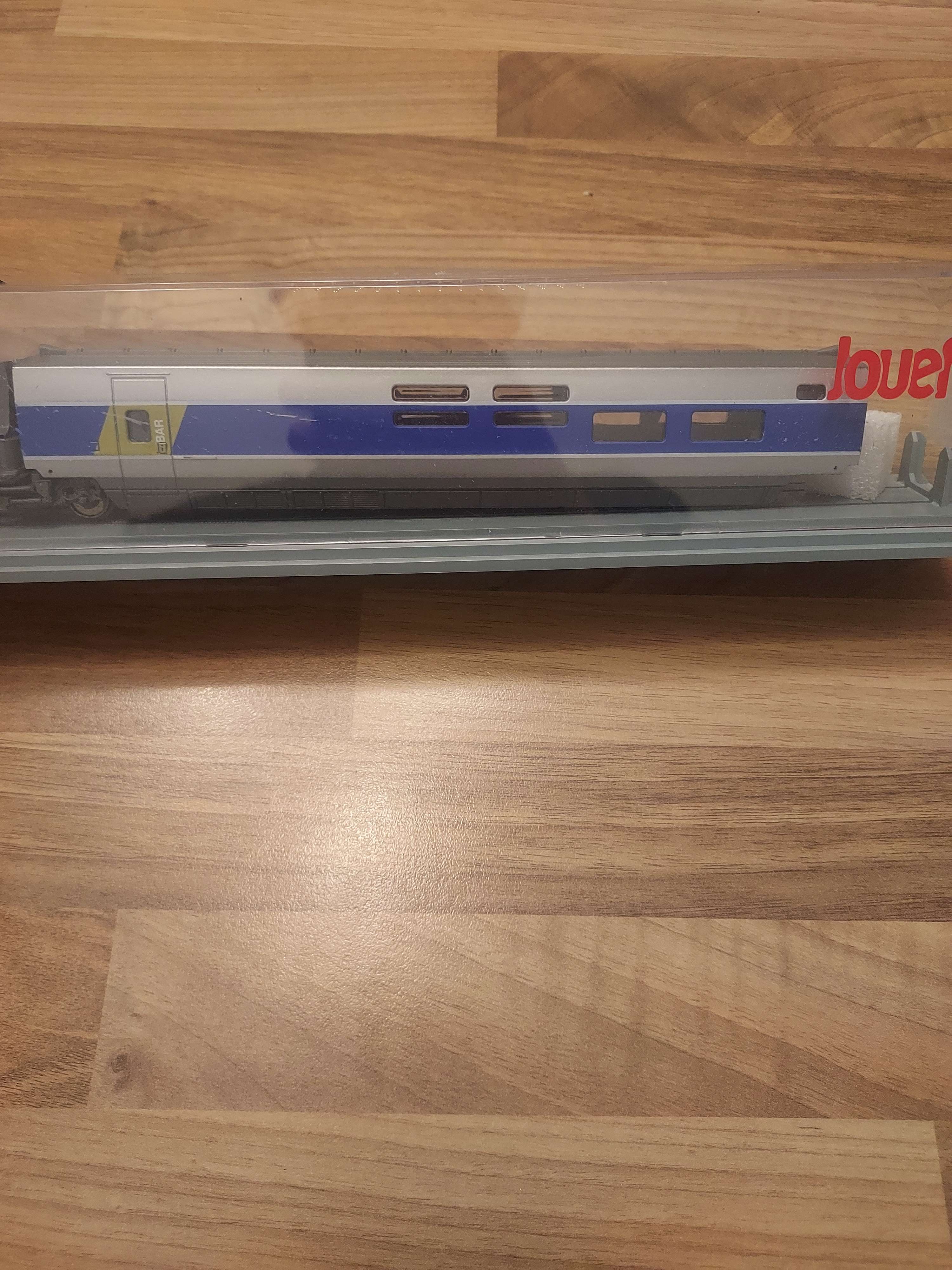 Jouef voiture bar tvg Atlantique HO avec boite cristal et bogie ref 32