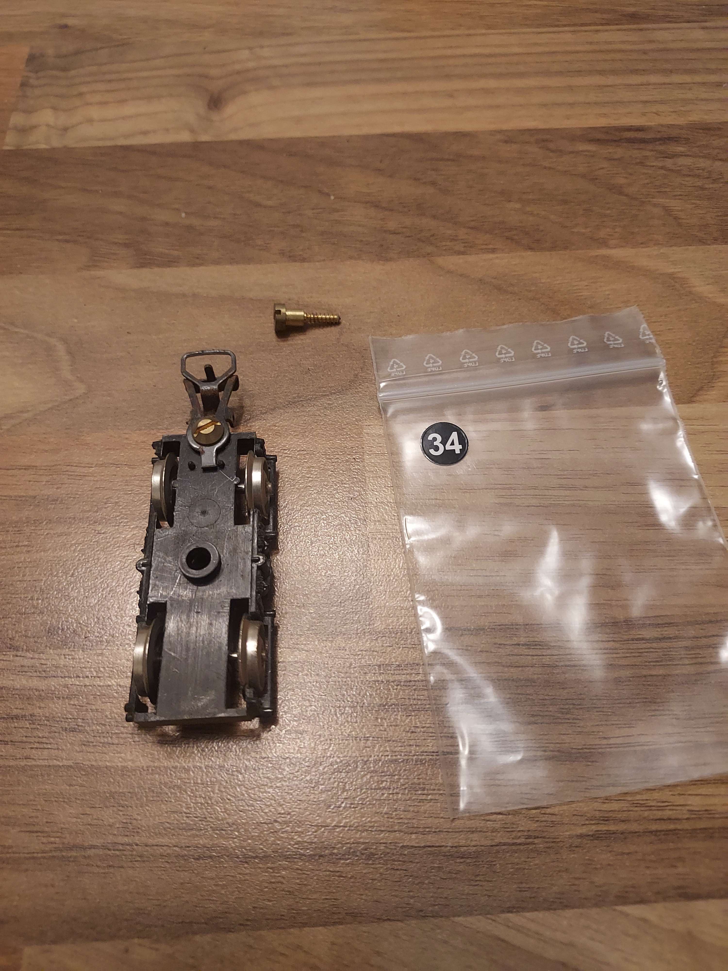 Jouef bogie avec essieux plus vis autorail picasso HO ref 34