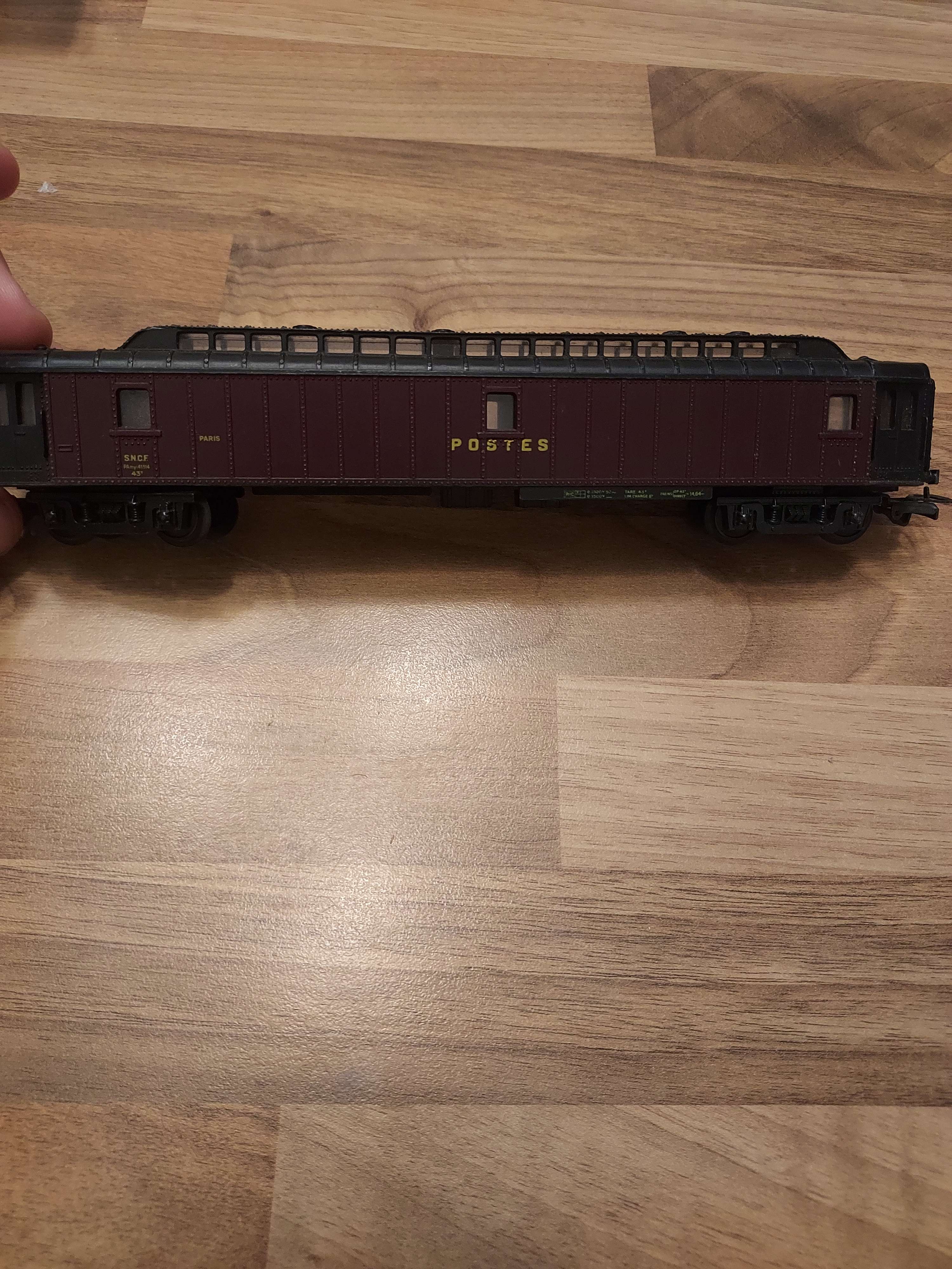 Jouef wagon la poste Ho ref 38