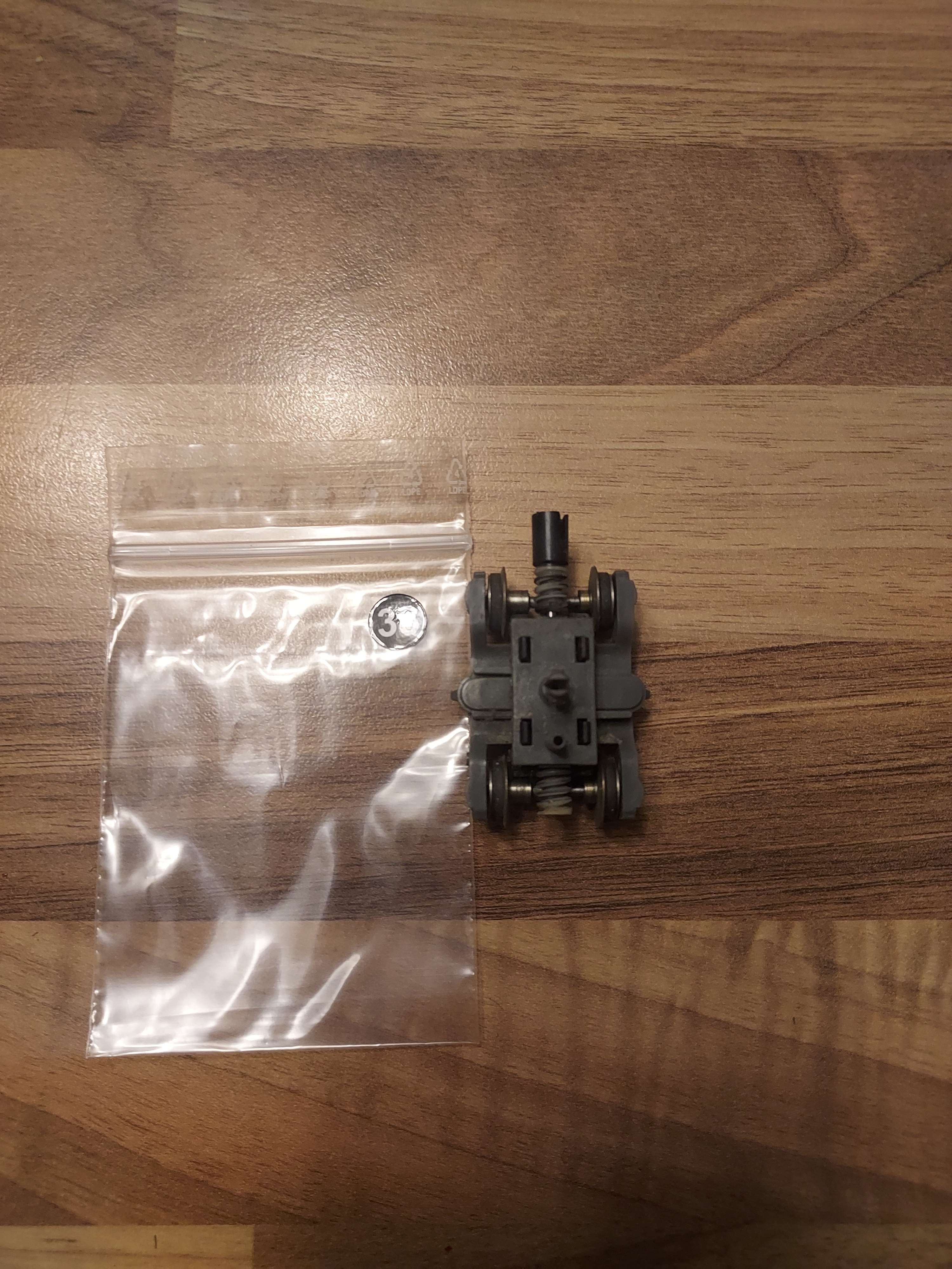 JOUEF BOGIE MOTEUR POUR AUTOMOTRICE TYPE RTG TURBOTRAIN ref 38