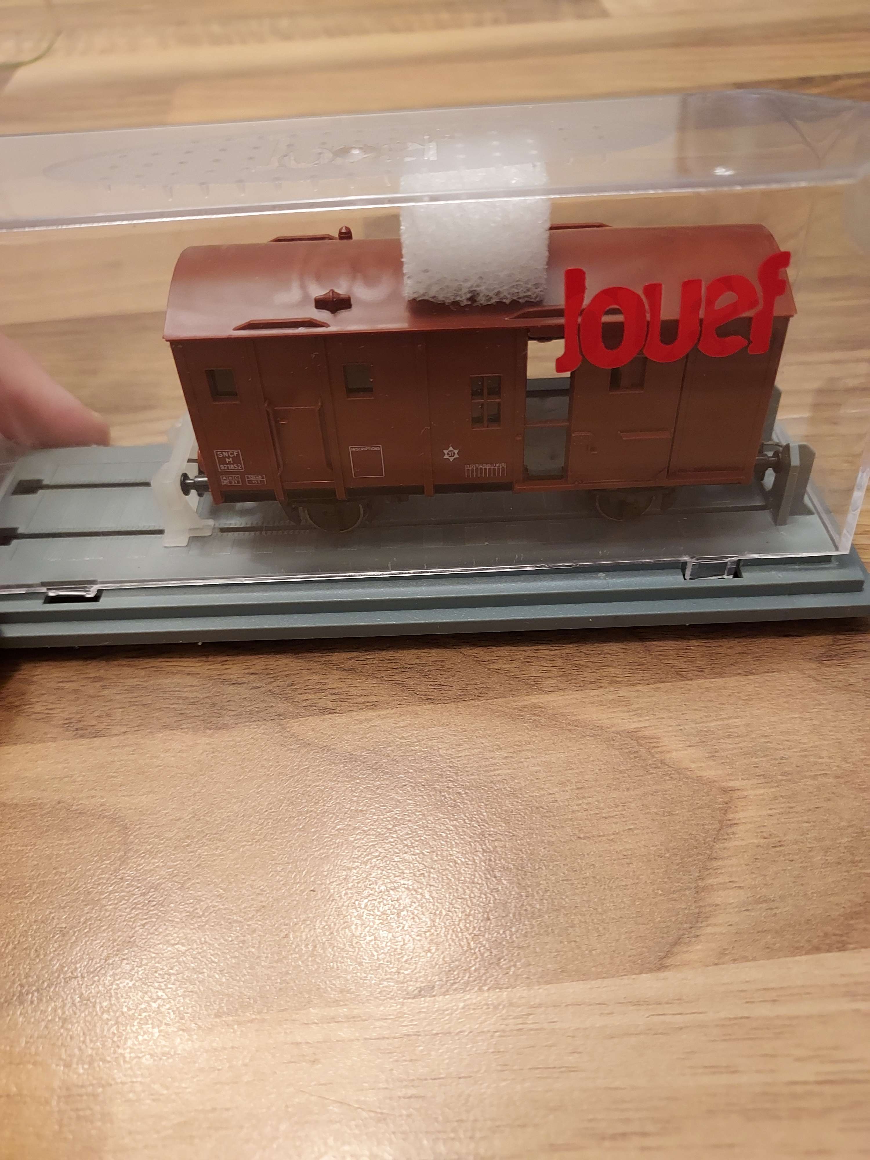 Jouef wagon de fin de convoi avec &eacute;clairage HO bo&icirc;te cristal ref 78