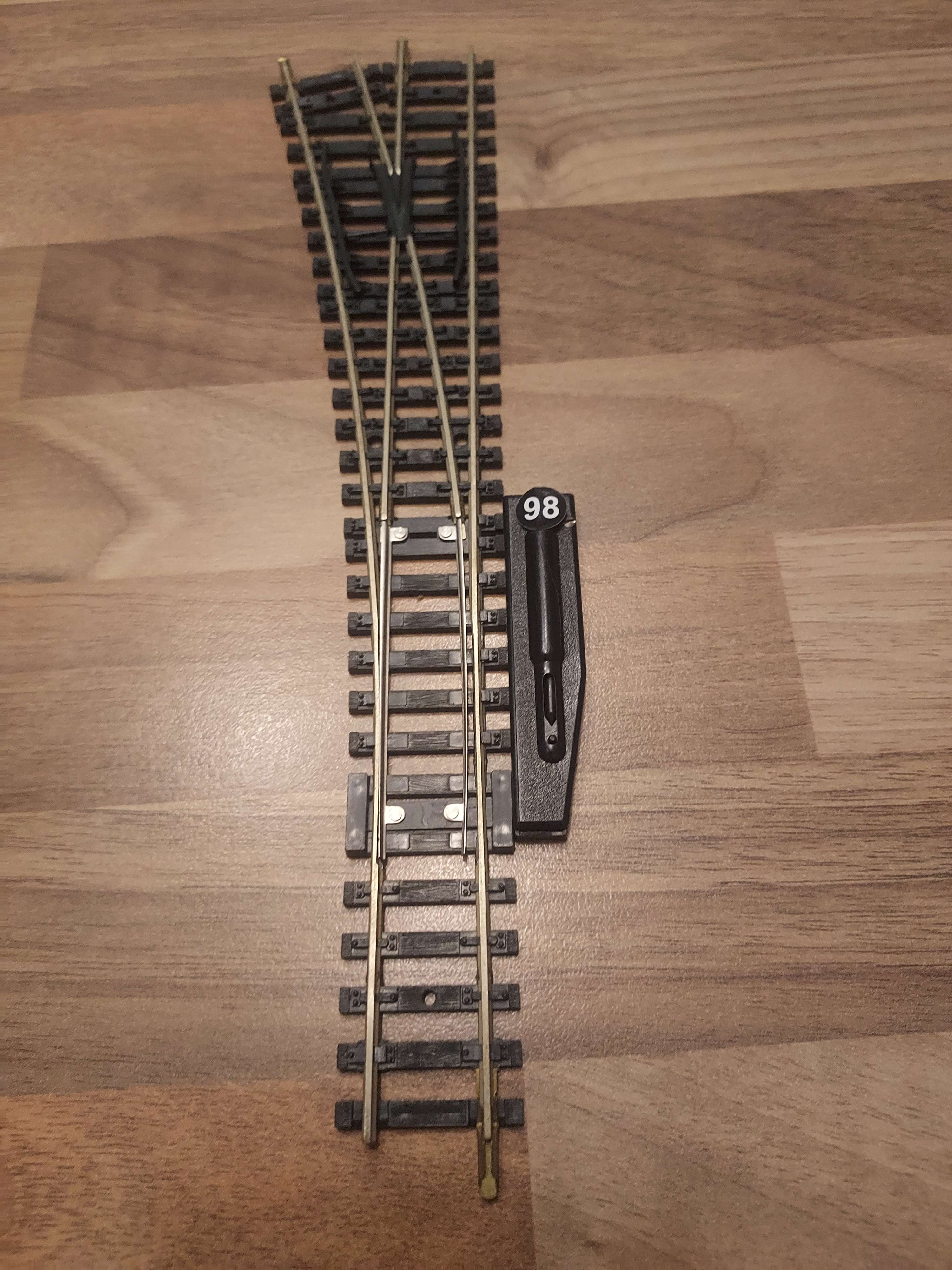 Jouef aiguillage gauche long &eacute;lectrique rails maillechort R&eacute;f 98