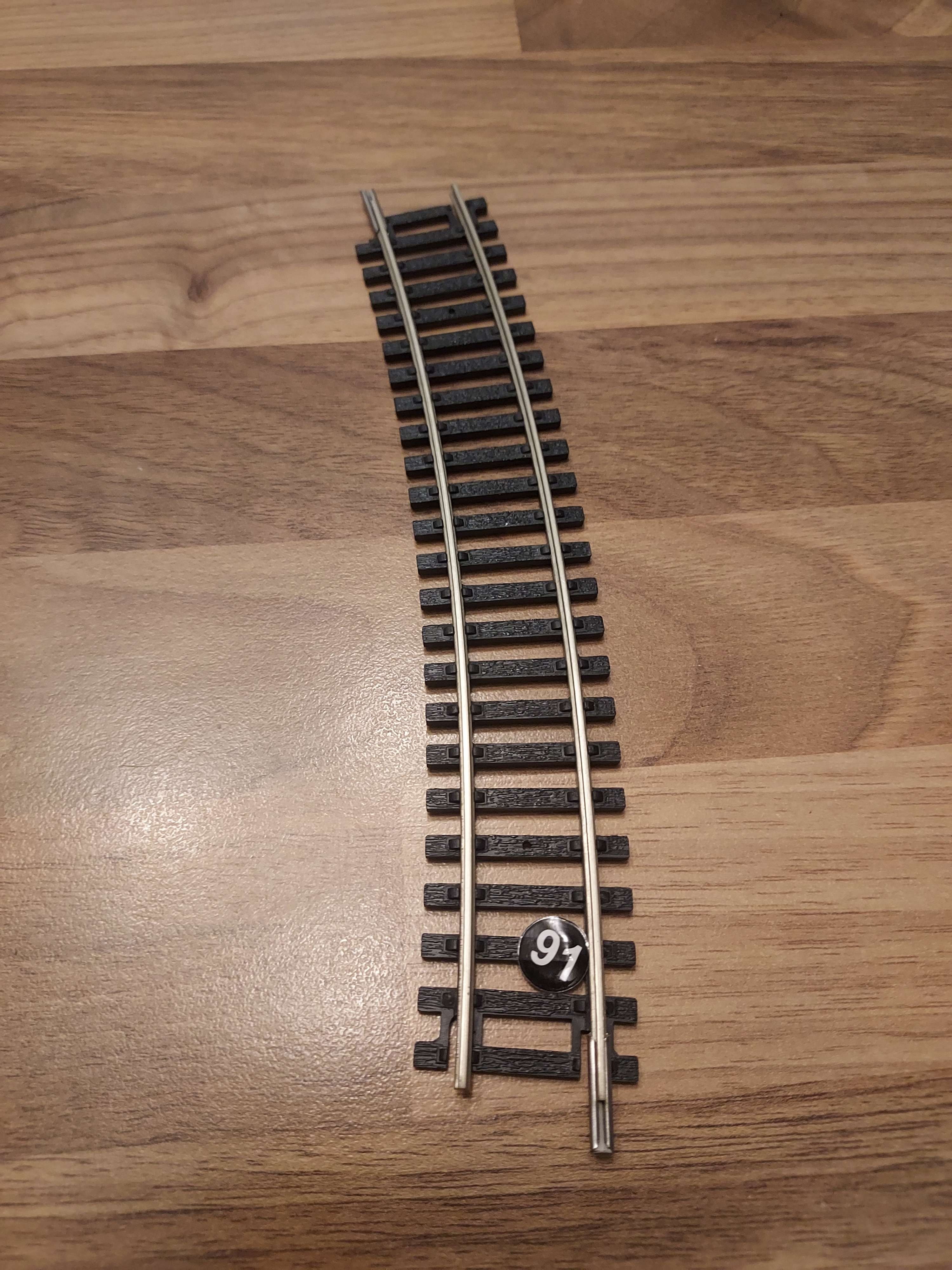 Rail courbe R2 -HO-1/87-HORNBY (Jouef) R606 ref 91