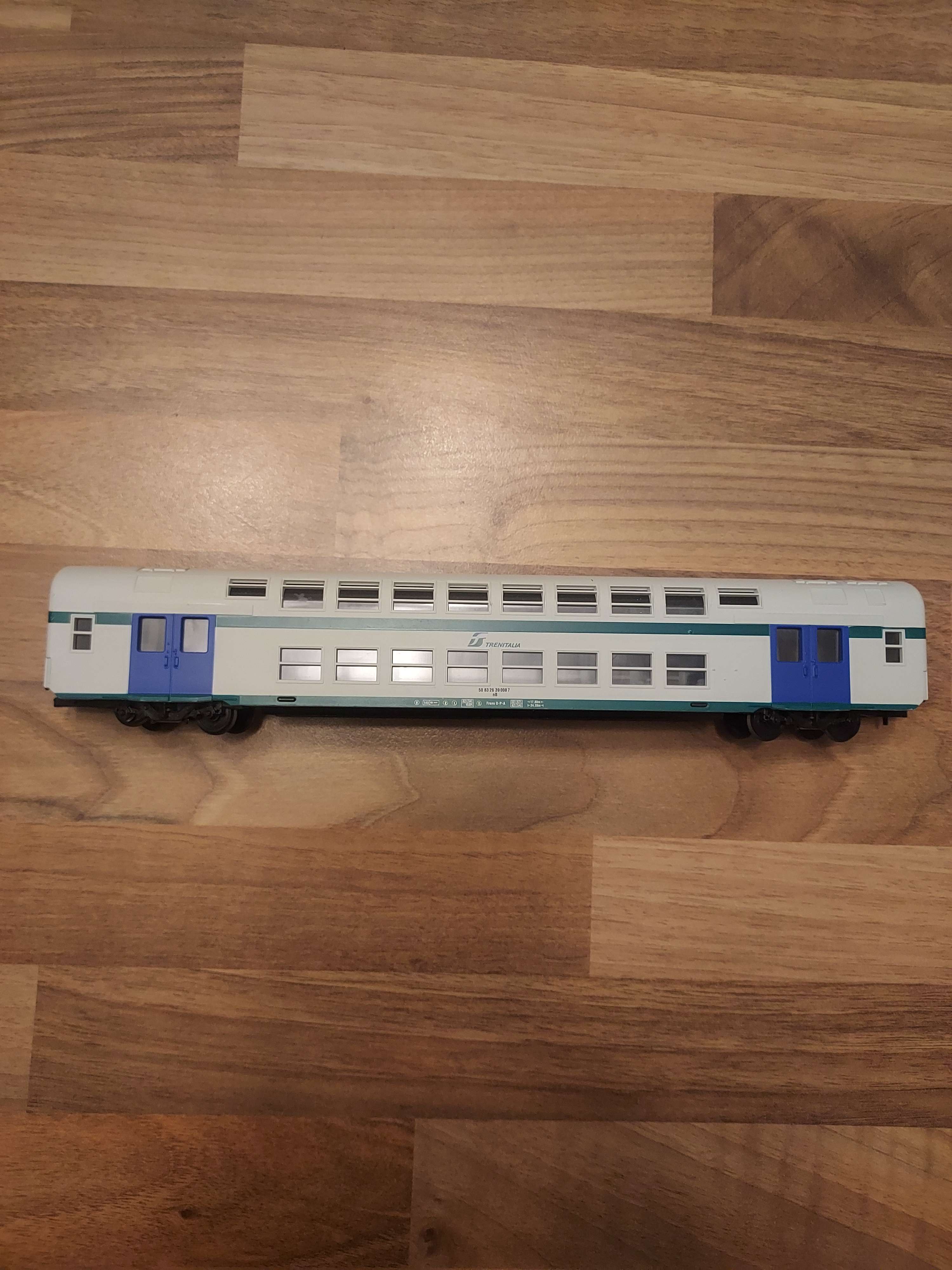 Lima voiture Wagon trenitalia HO ref 1 