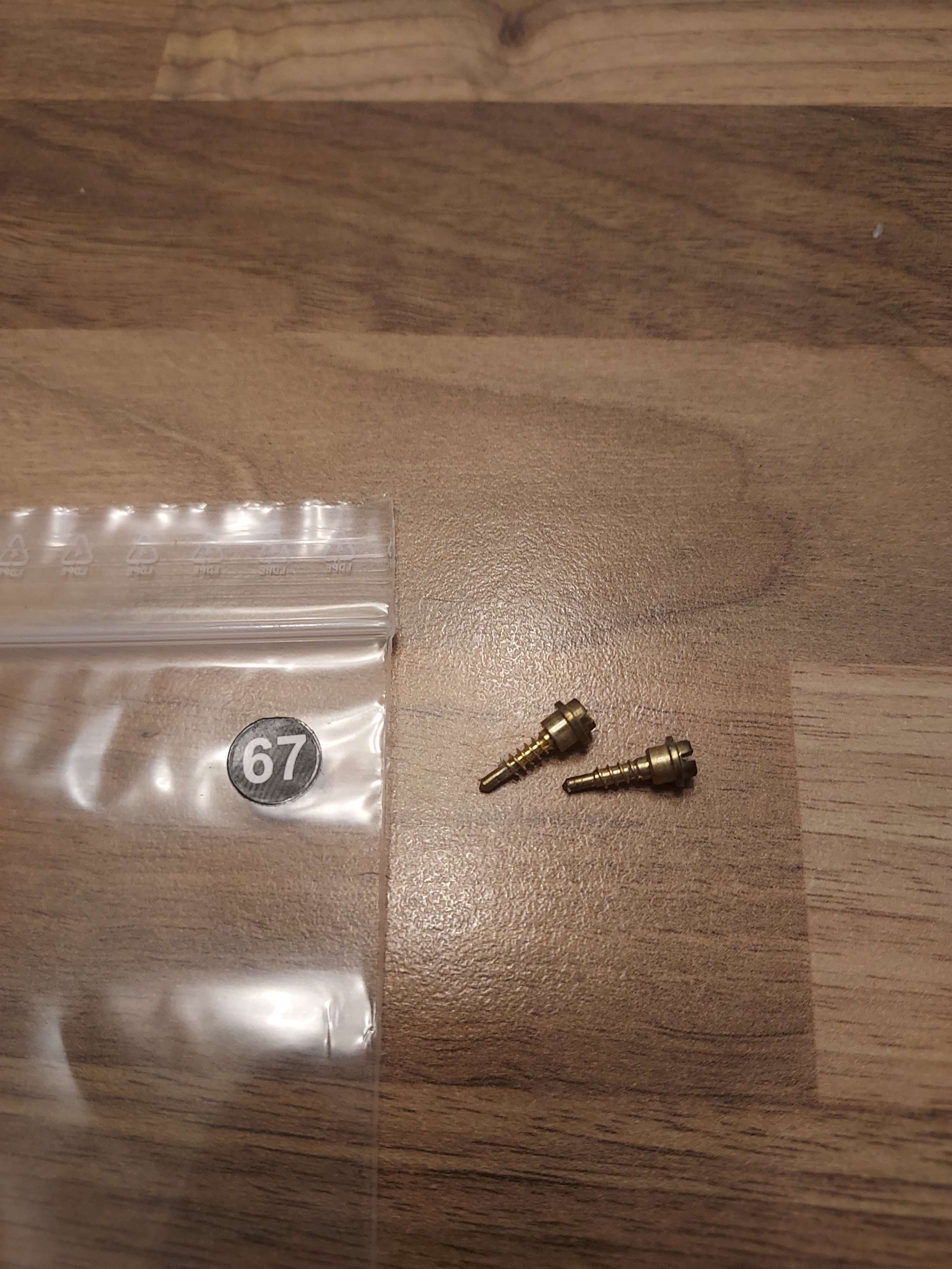 Jouef lot de 2 vis autorail BUDD HO ref 67 