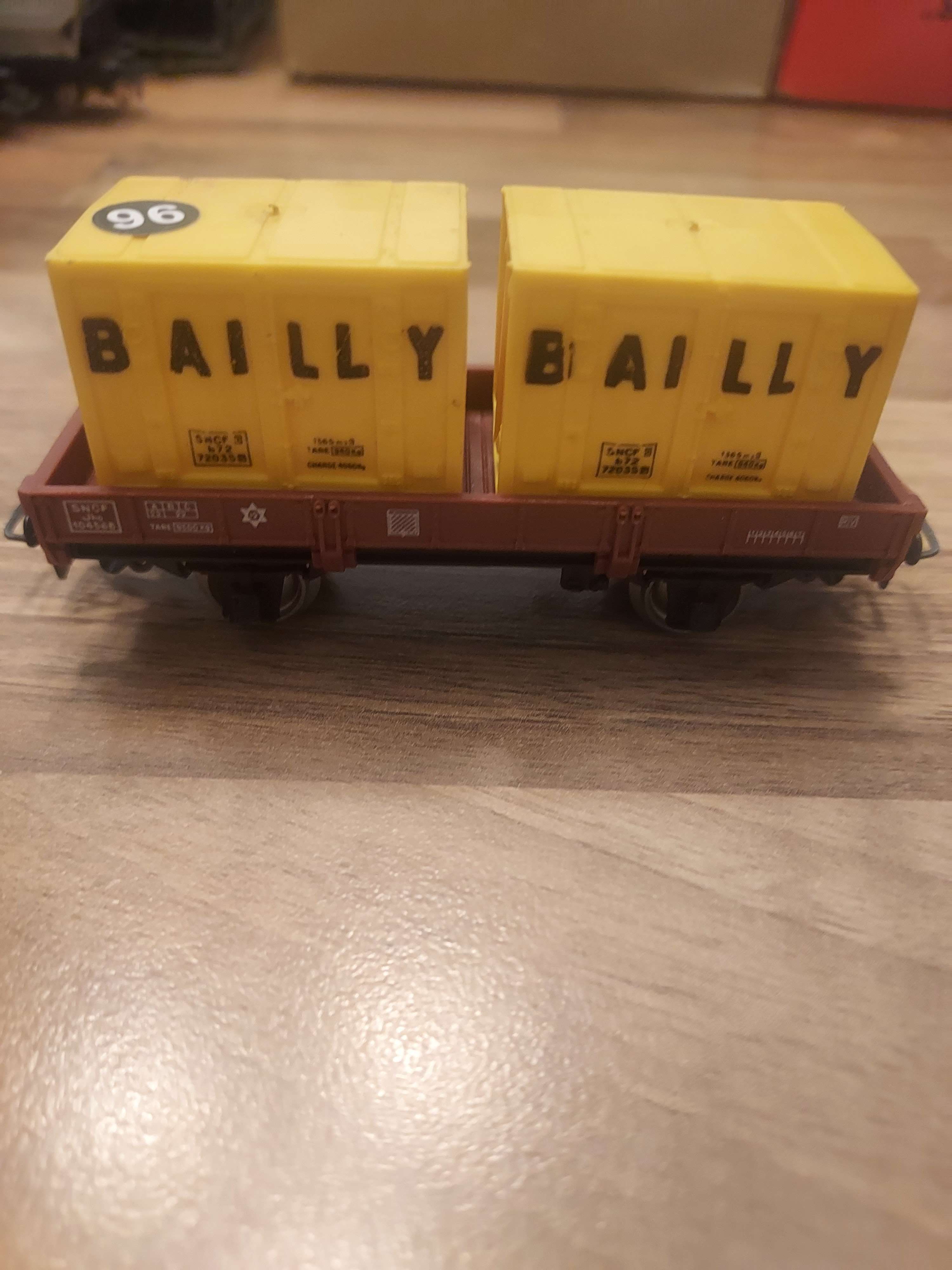 Jouef wagon plat porte container bailly Ho ref 96