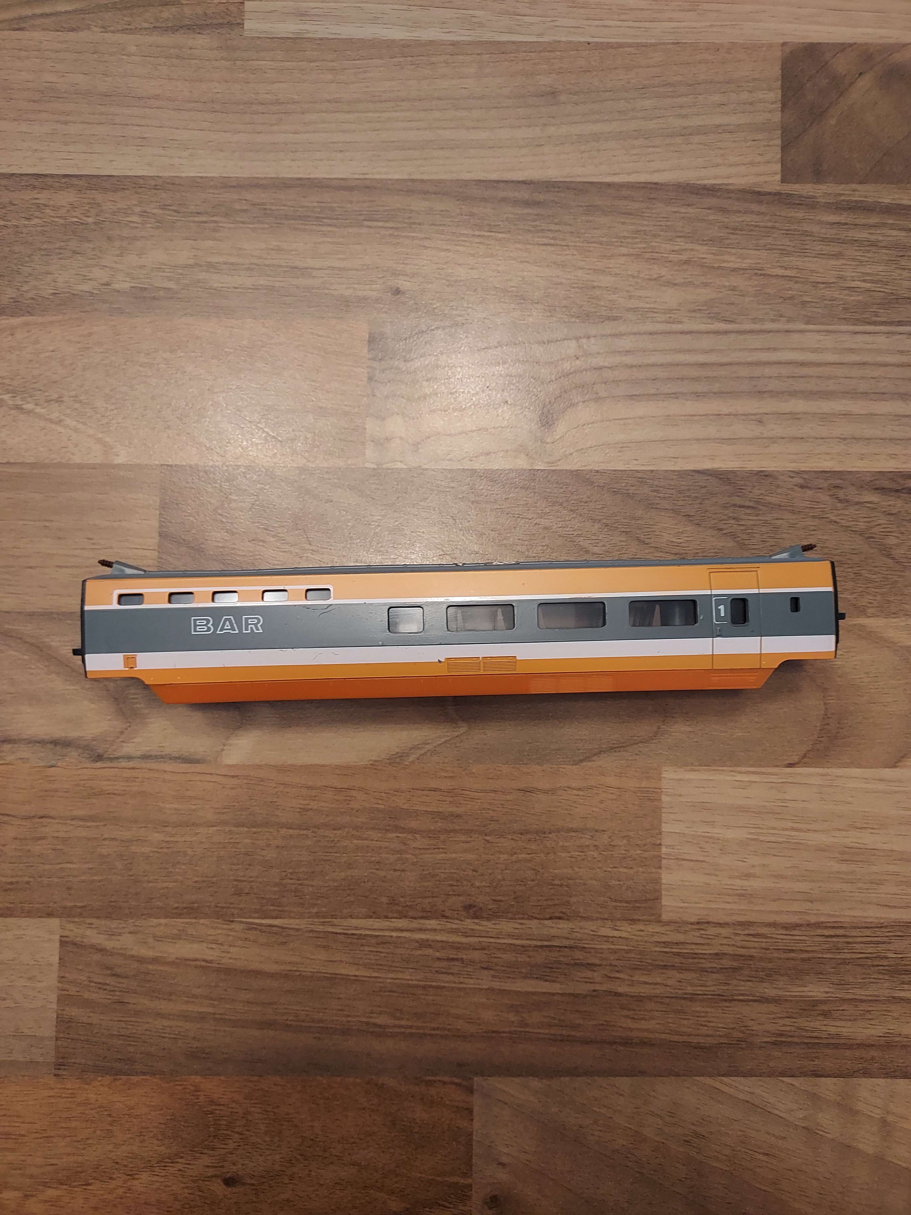 Lima voiture bar intermediaire 1 cl  de tgv am&eacute;nag&eacute;e a l'int&eacute;rieur ref 46 