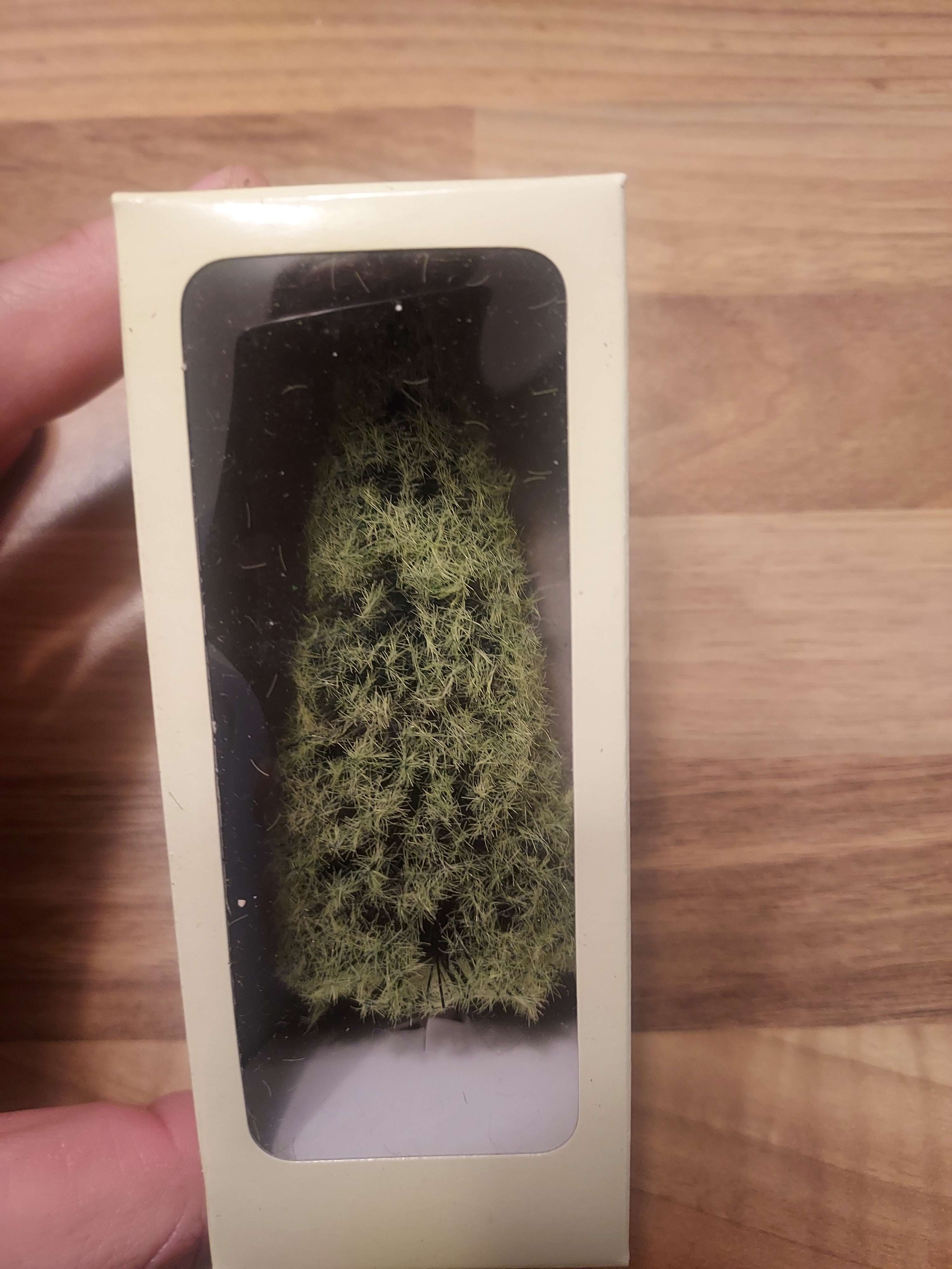 Sapin de la marque Hachette HO jouef noch Busch 