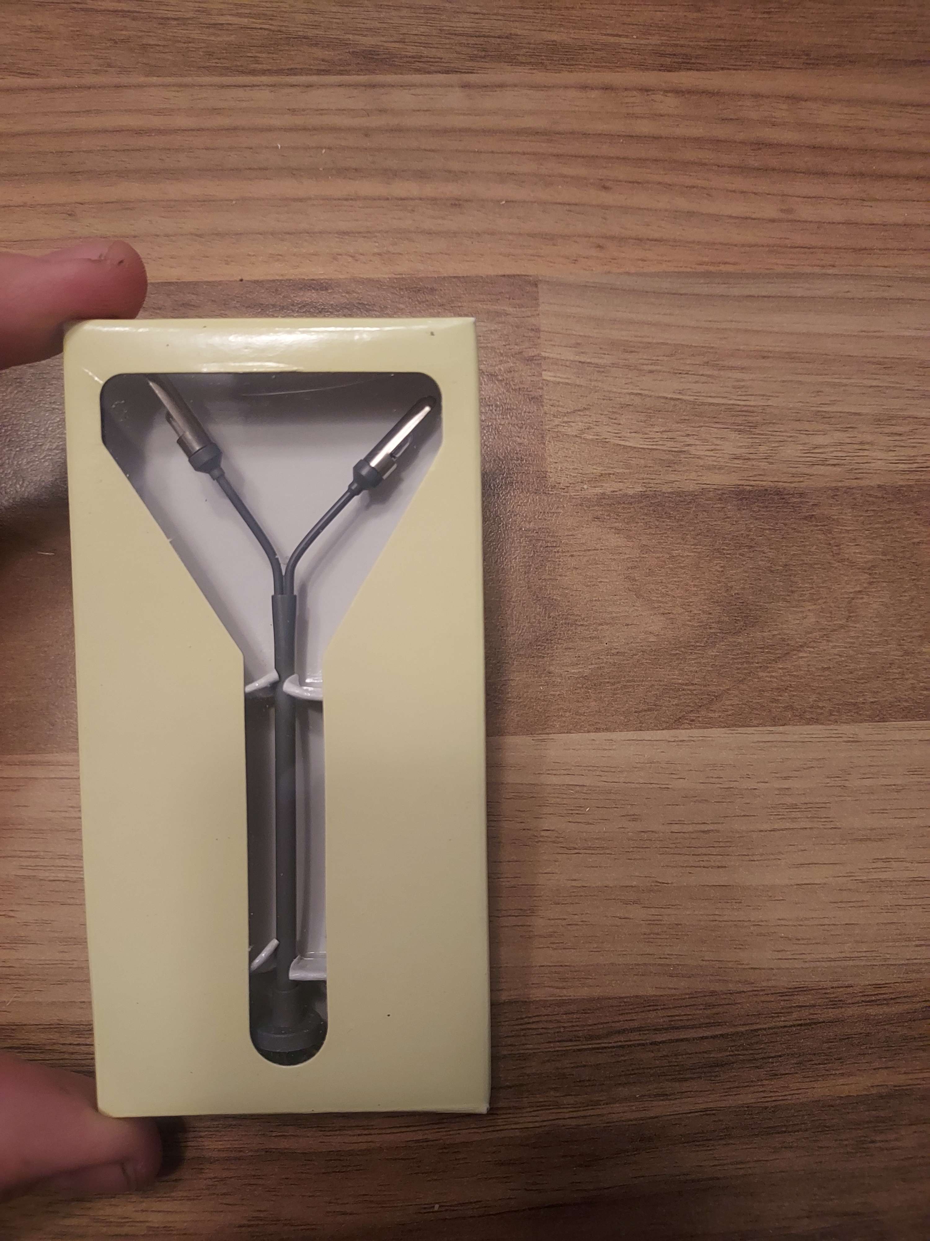 Lampadaire double HO de la marque Hachette jouef noch Busch 