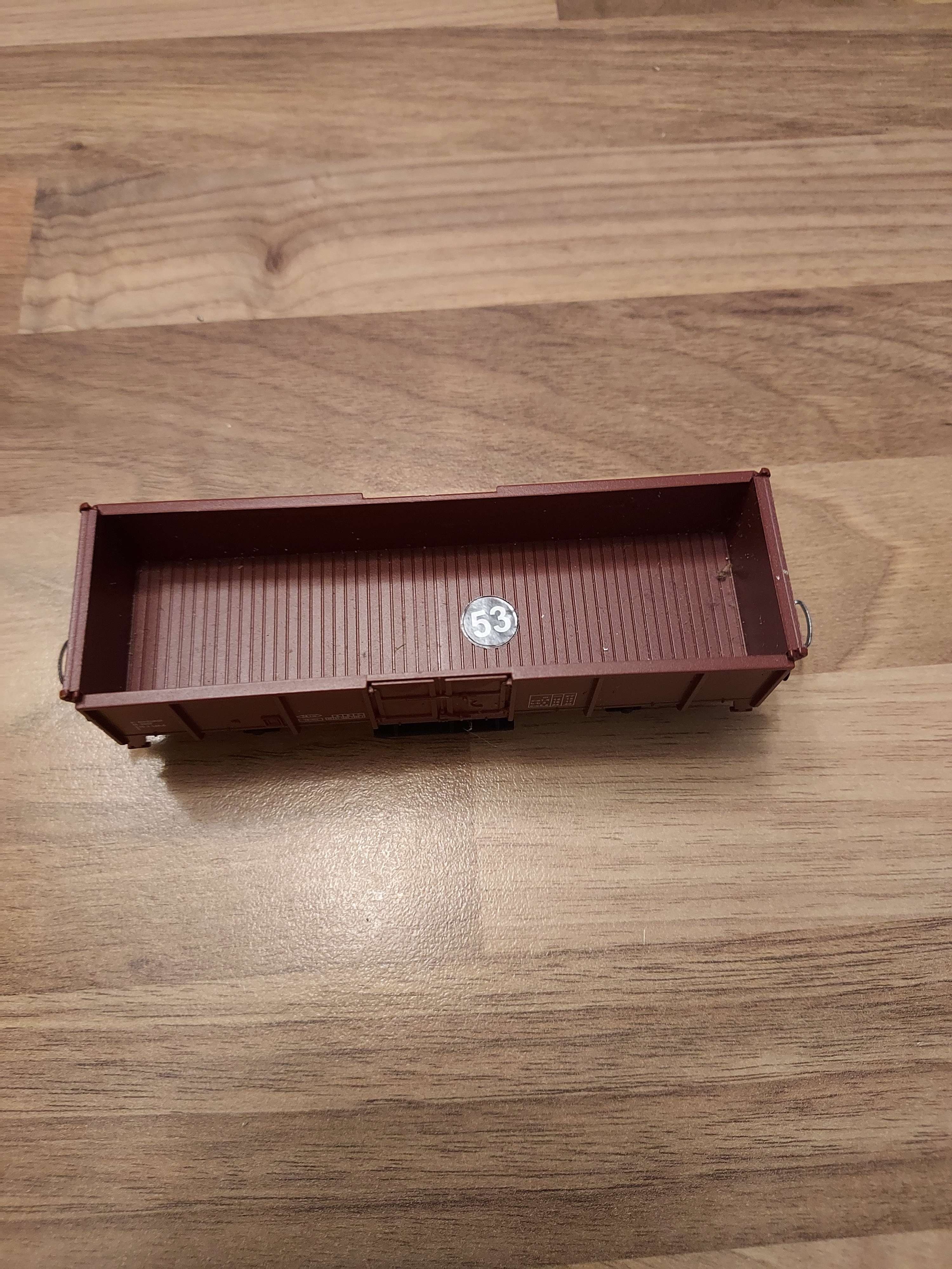 Jouef wagon tombereau Ho attelages &agrave; &eacute;longation ref 53