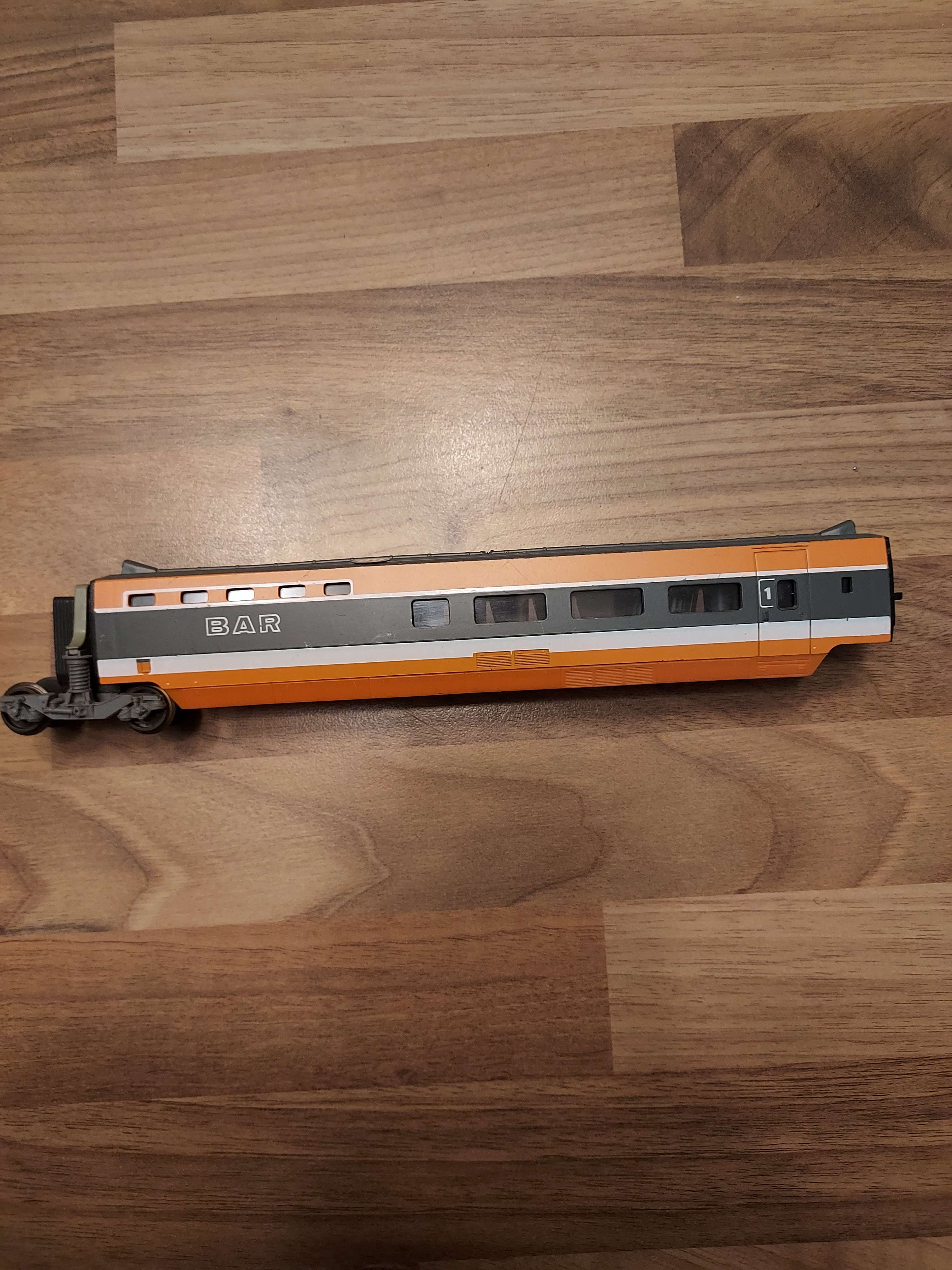 Lima voiture bar  intermediaire de tgv sud est HO 1 cl ref 89