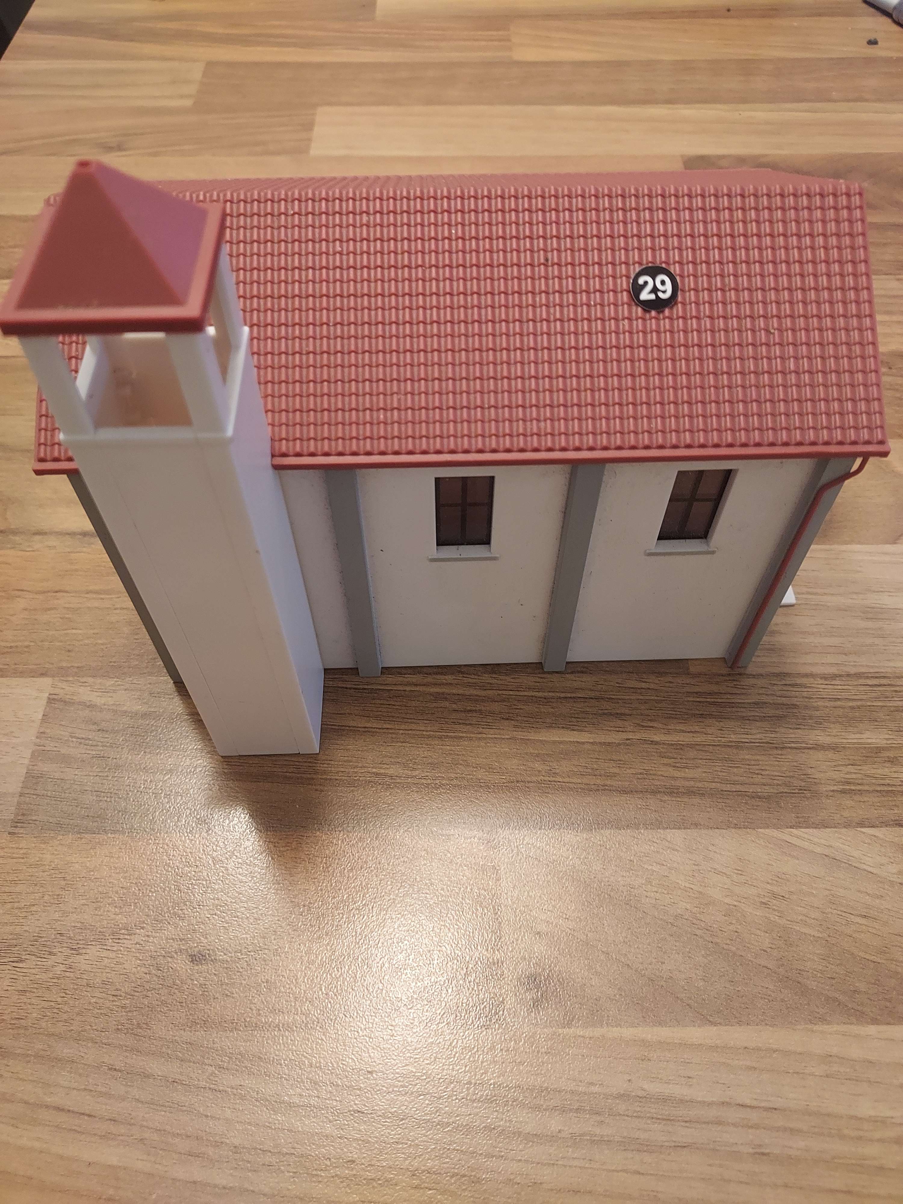 Maquette &eacute;glise HO jouef lima faller atlas ref 29