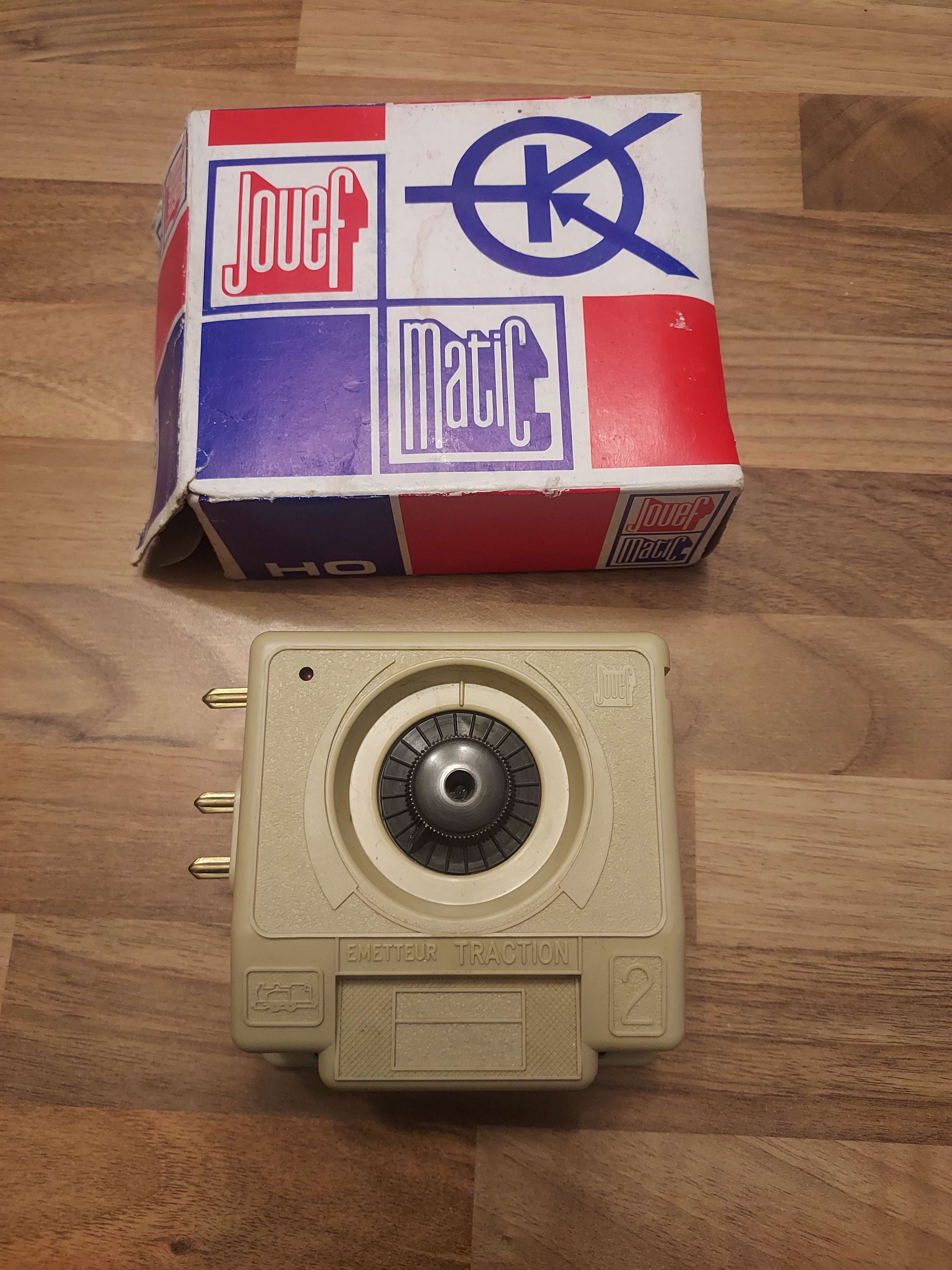 Jouef matic &eacute;metteur traction 2  ref 9022