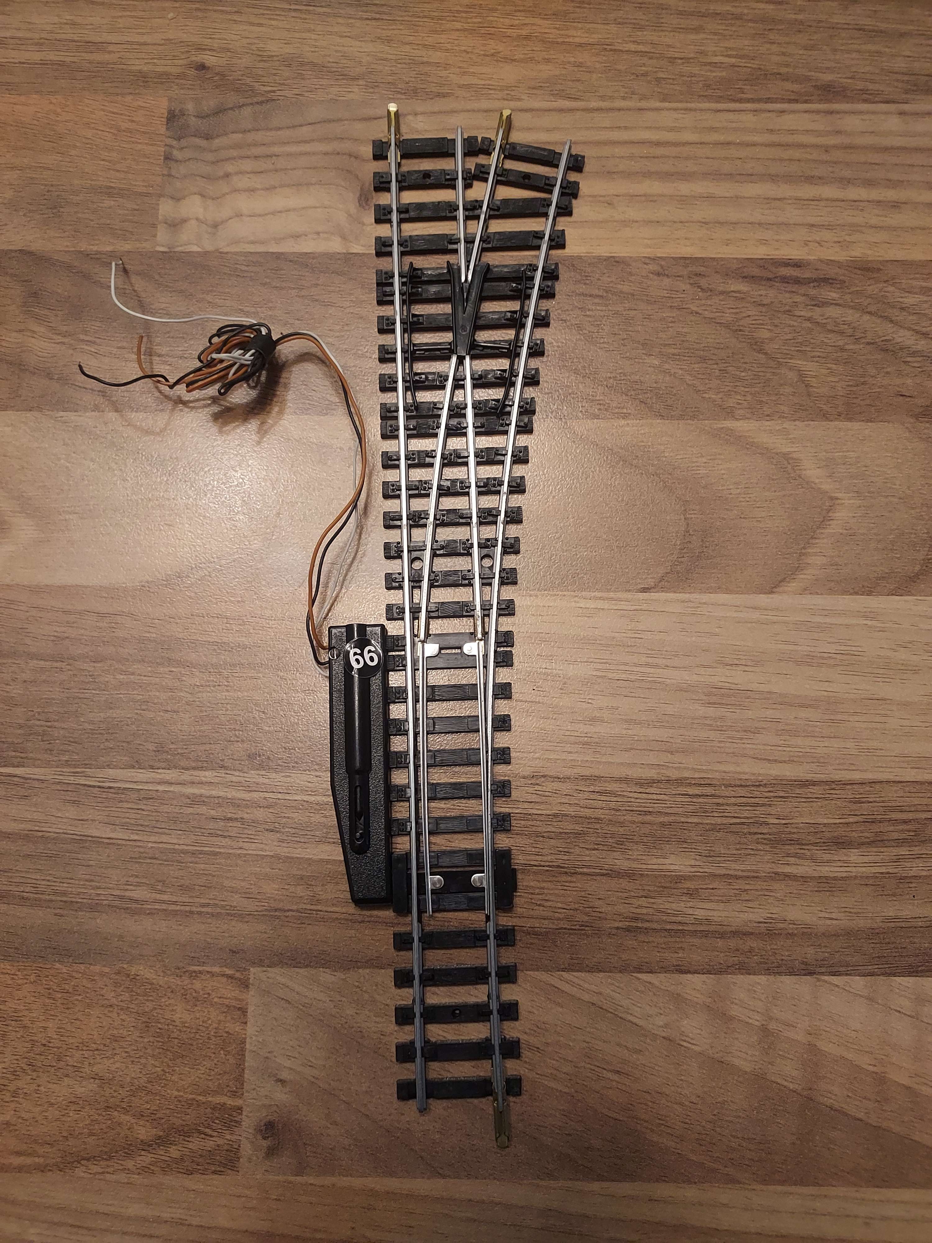 Jouef aiguillage long droit &eacute;lectrique rails acier ref 66