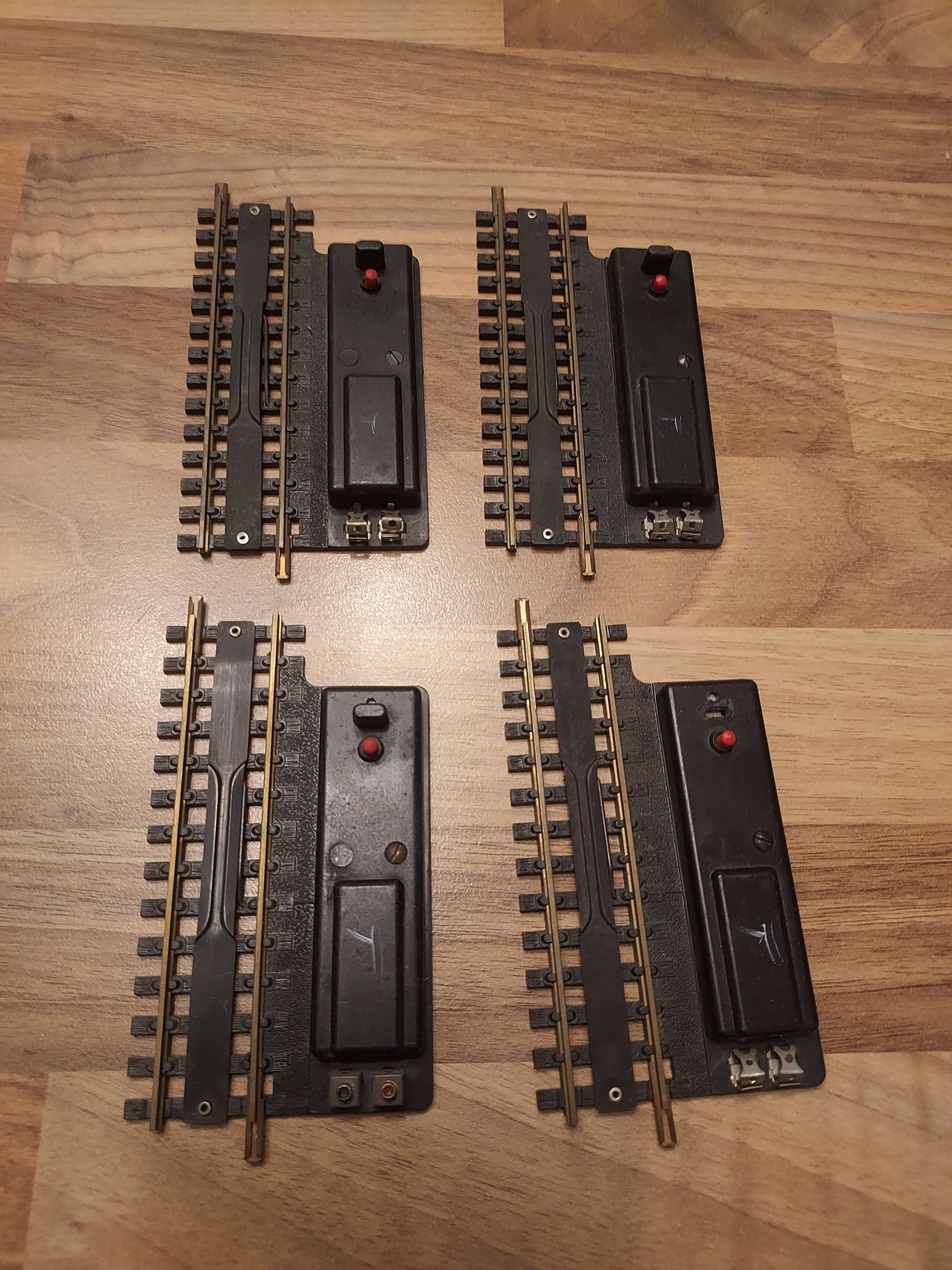 FLEISCHMANN lot de rails D&eacute;crocheur &eacute;lectrique