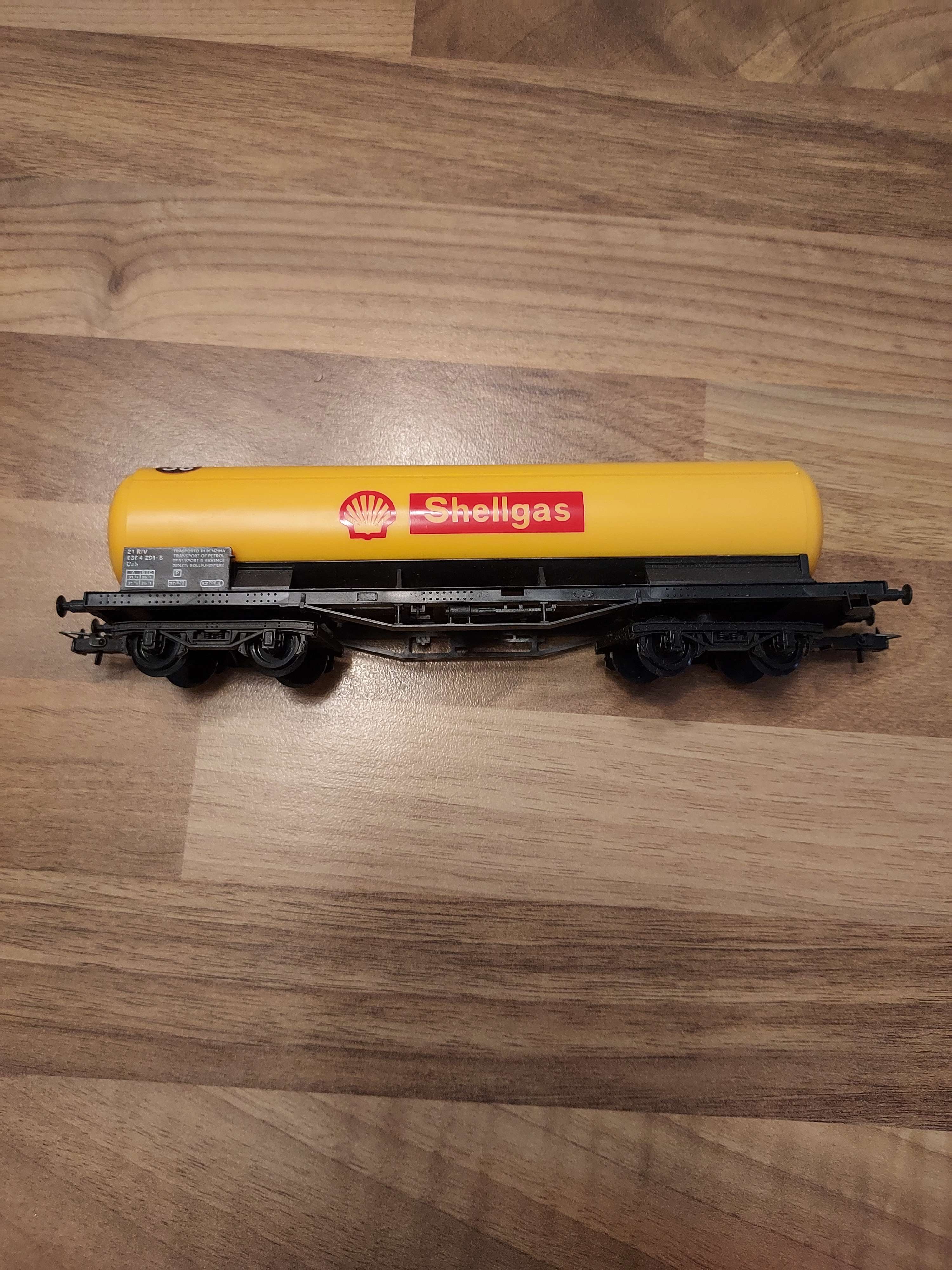 Lima grand wagon citerne shellgas HO ref 36