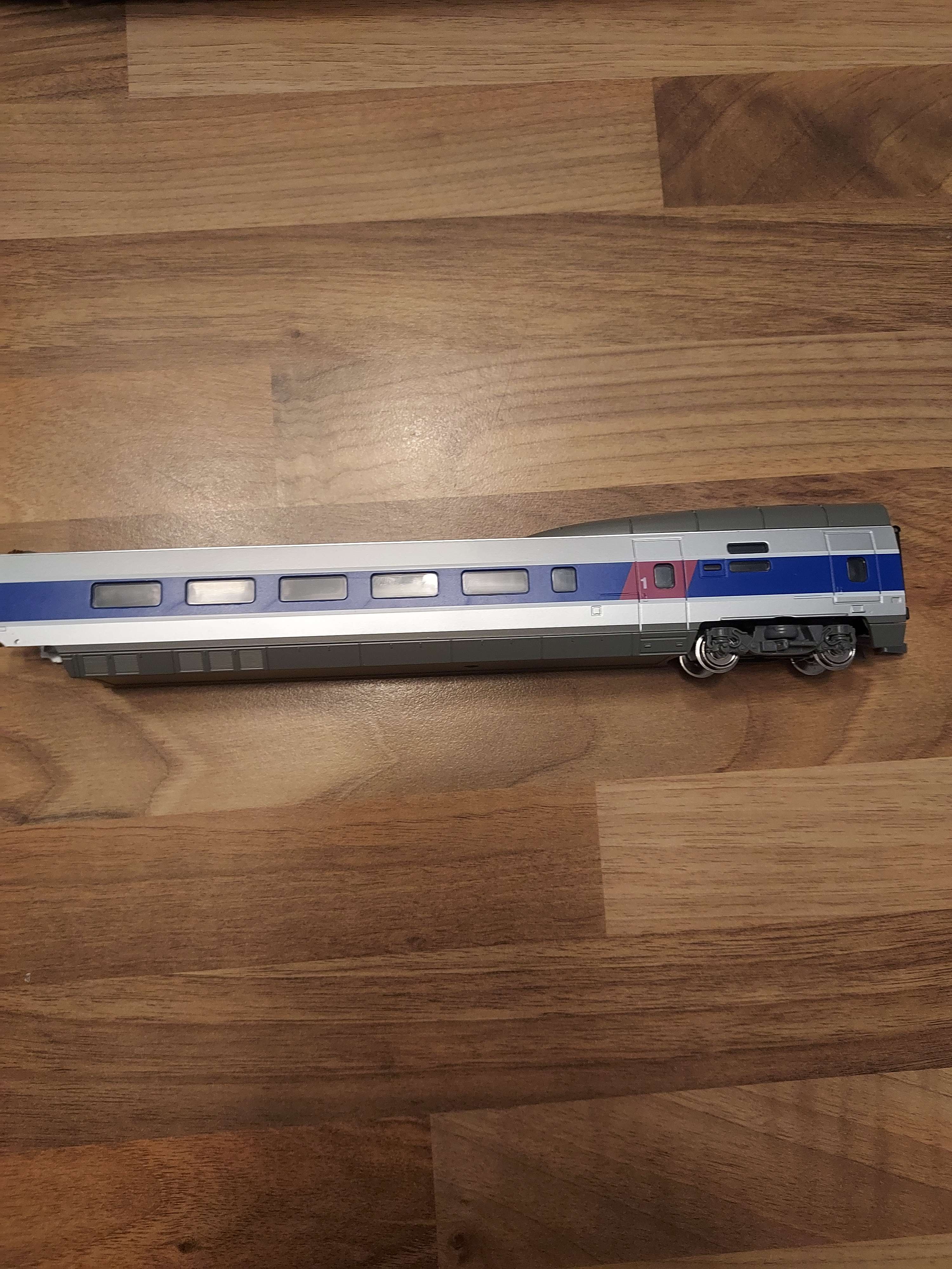 M&eacute;hano voiture tgv Atlantique 1 cl HO ref 16 tbe