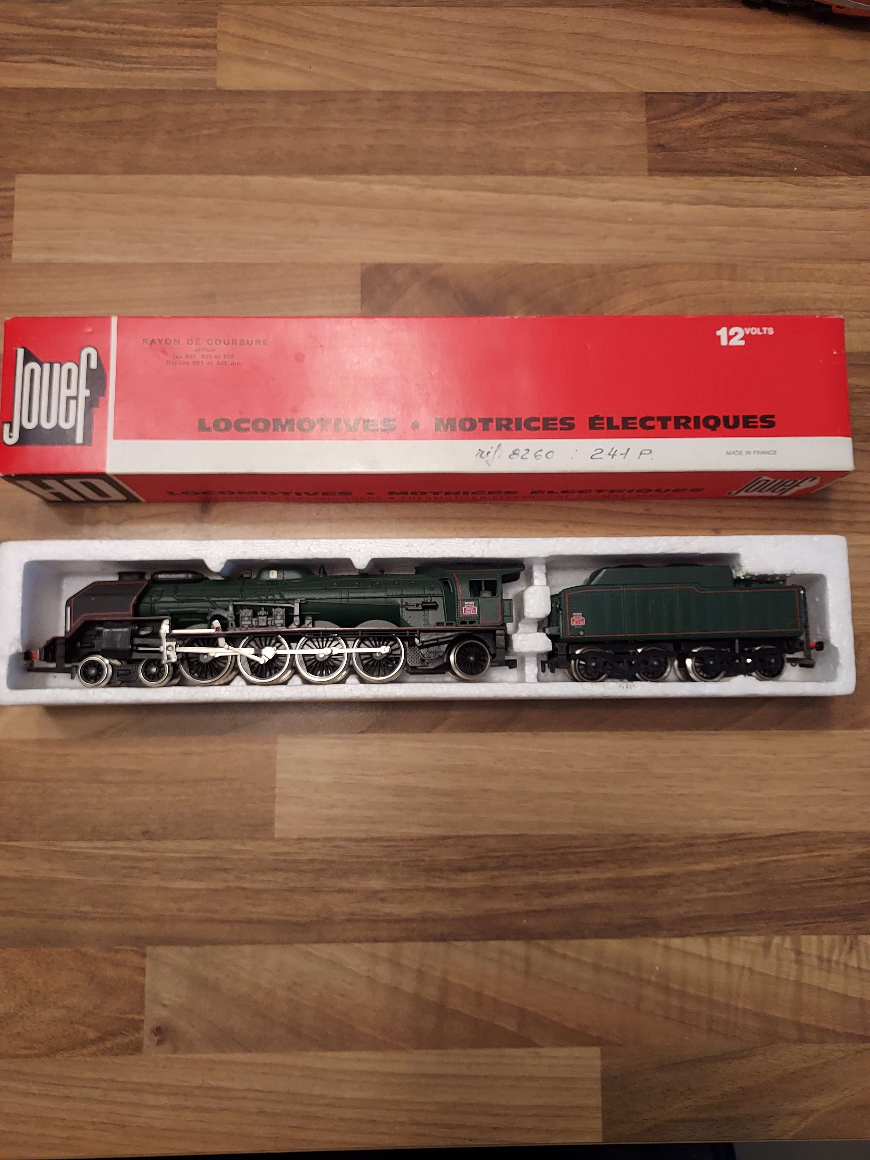 Jouef locomotive vapeur  241 p ref 8260 HO avec boite 