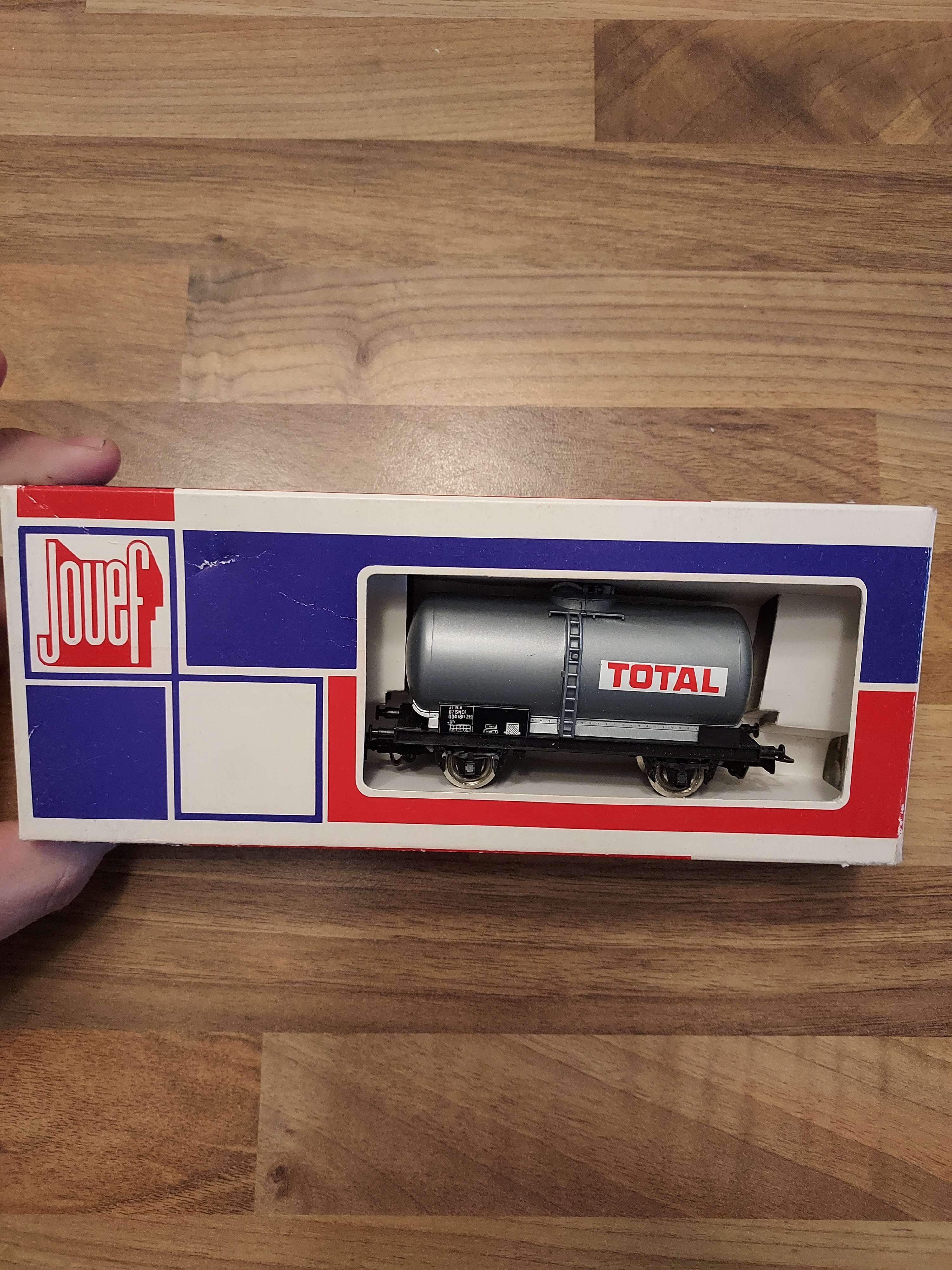 Jouef wagon citerne total 6308 HO avec boite 