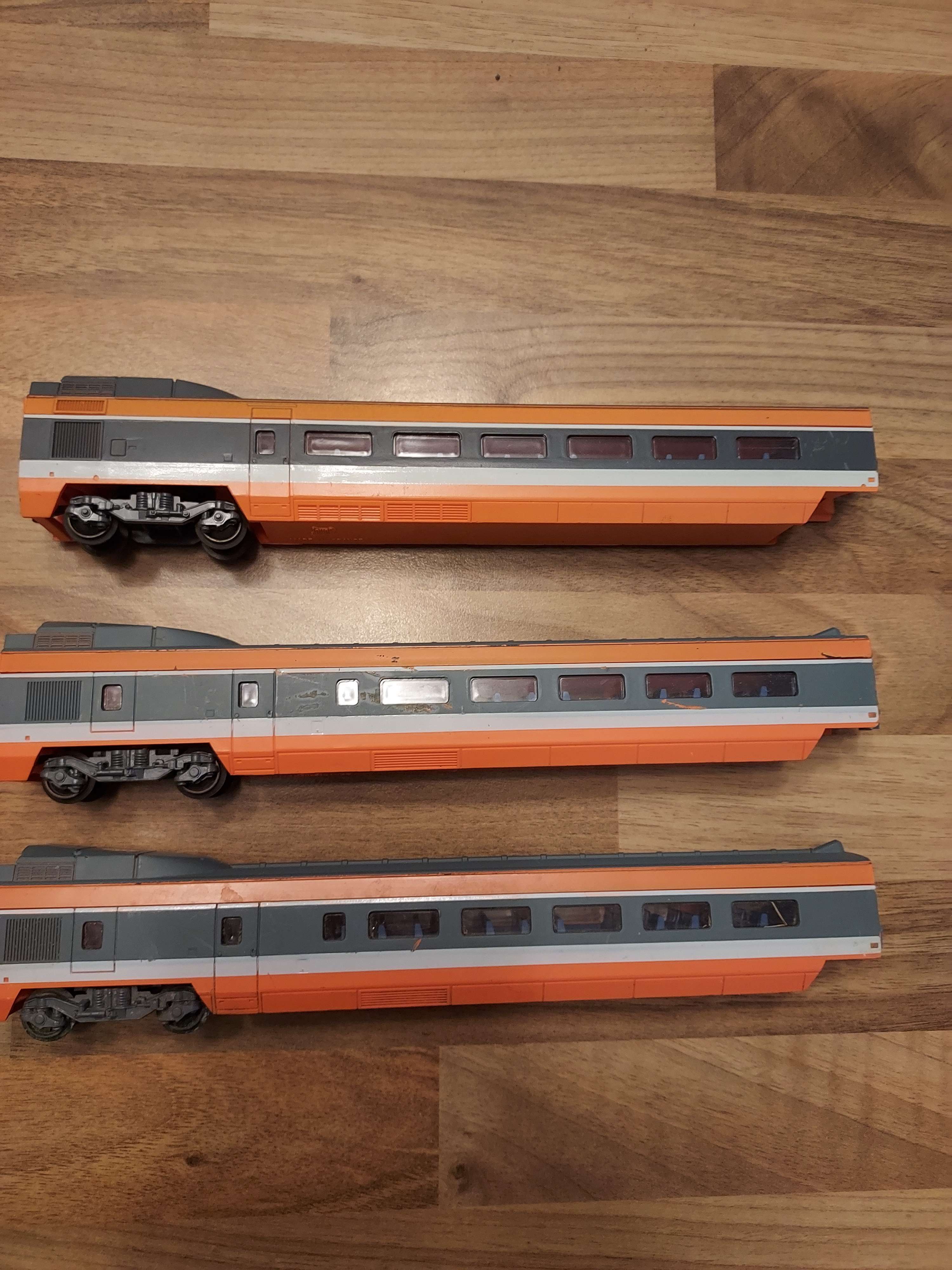 Jouef lot de 3 voiture tgv sud est HO ref 6 et 7 et 8 