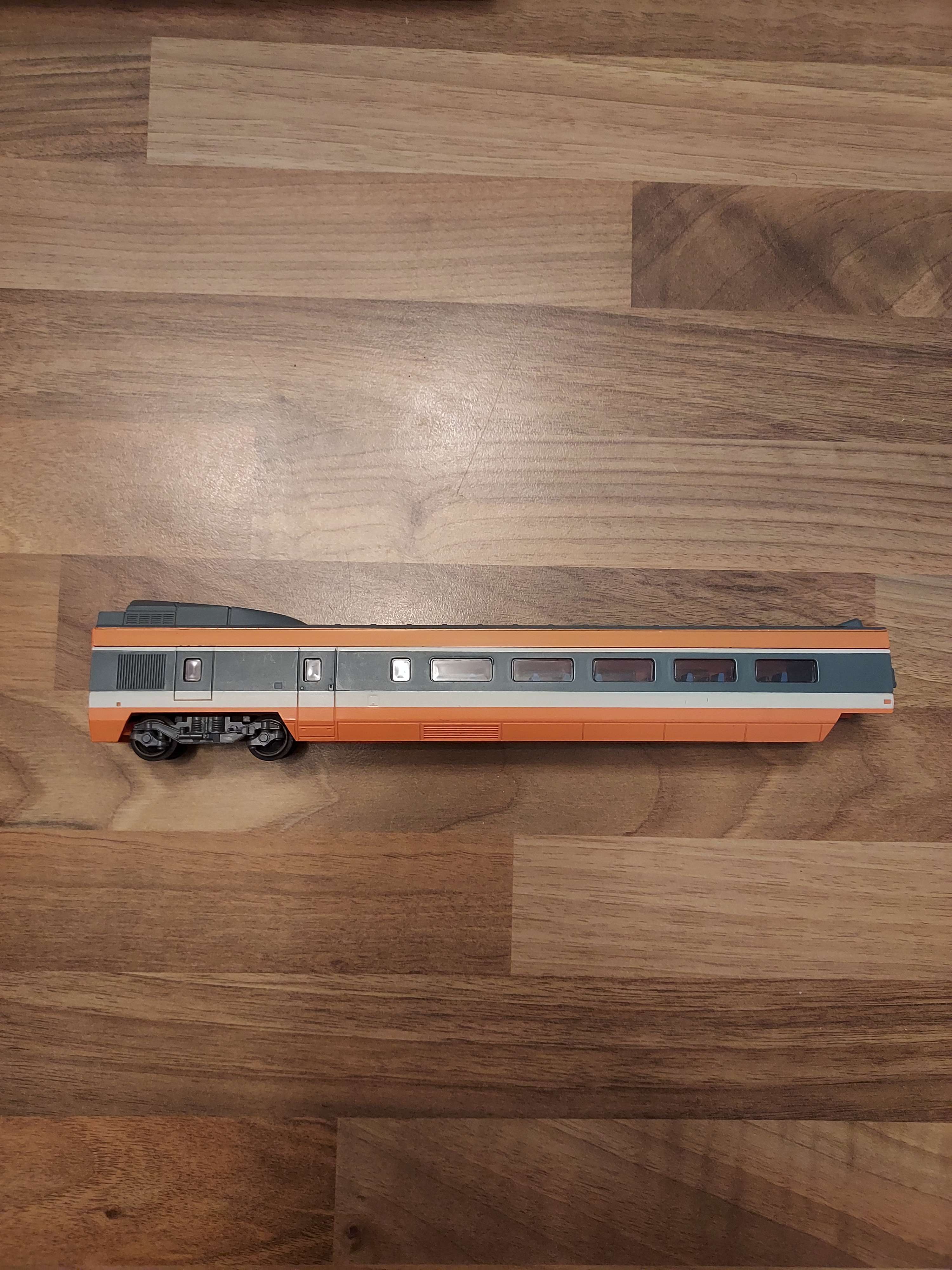 Jouef voiture tgv sud est HO ref 55