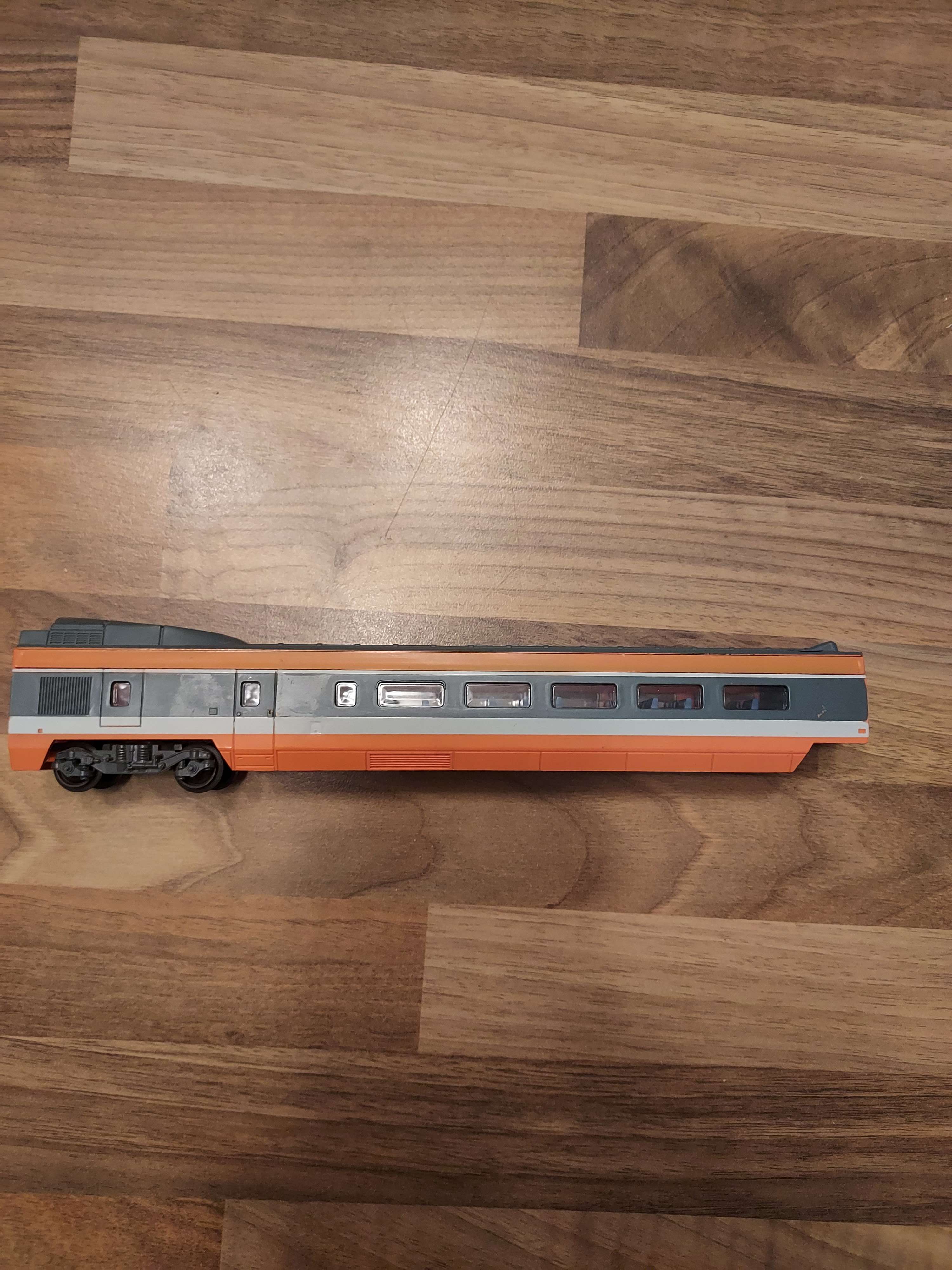 Jouef voiture tgv sud est HO ref 45